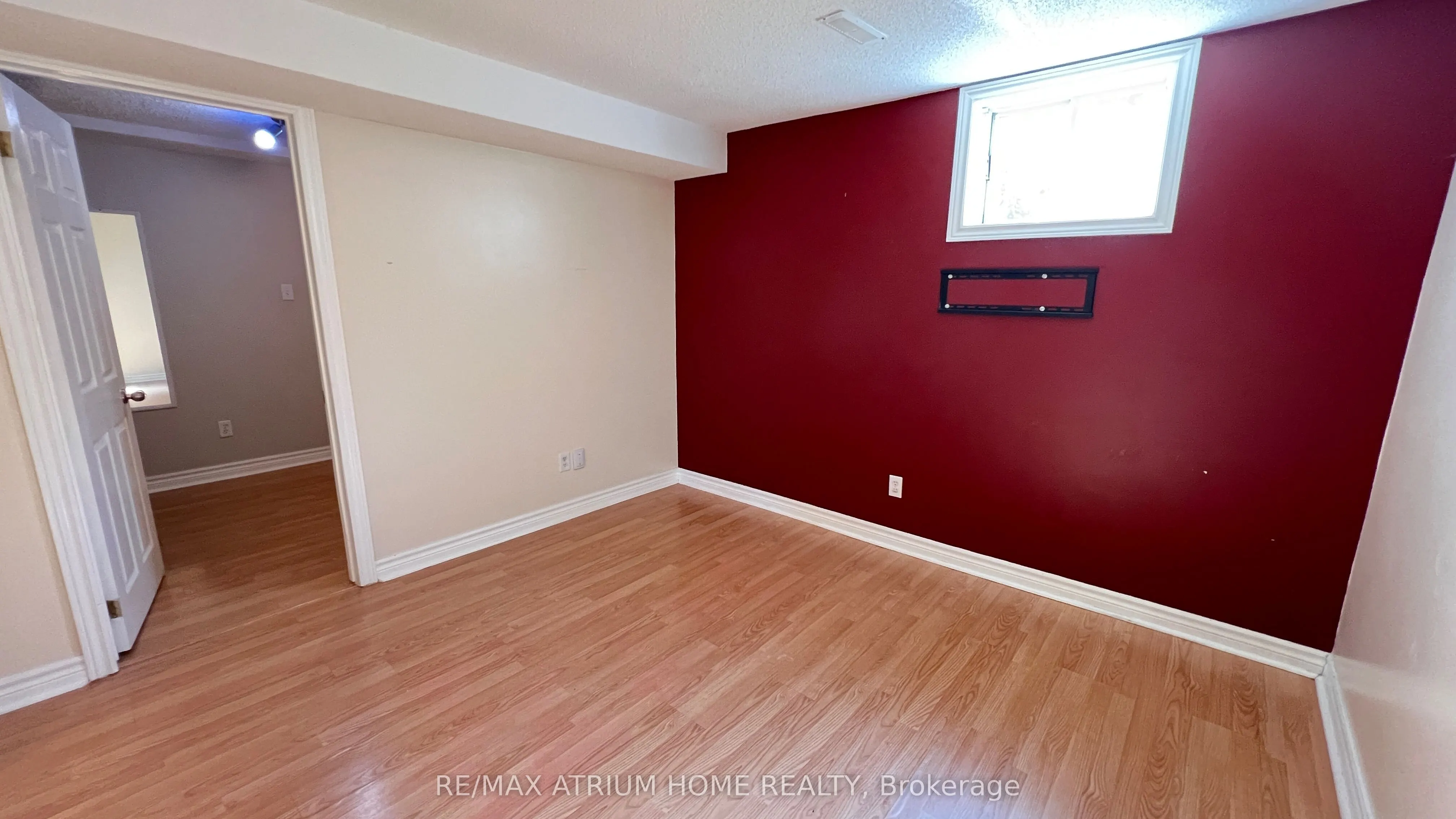124 Monique Crescent
