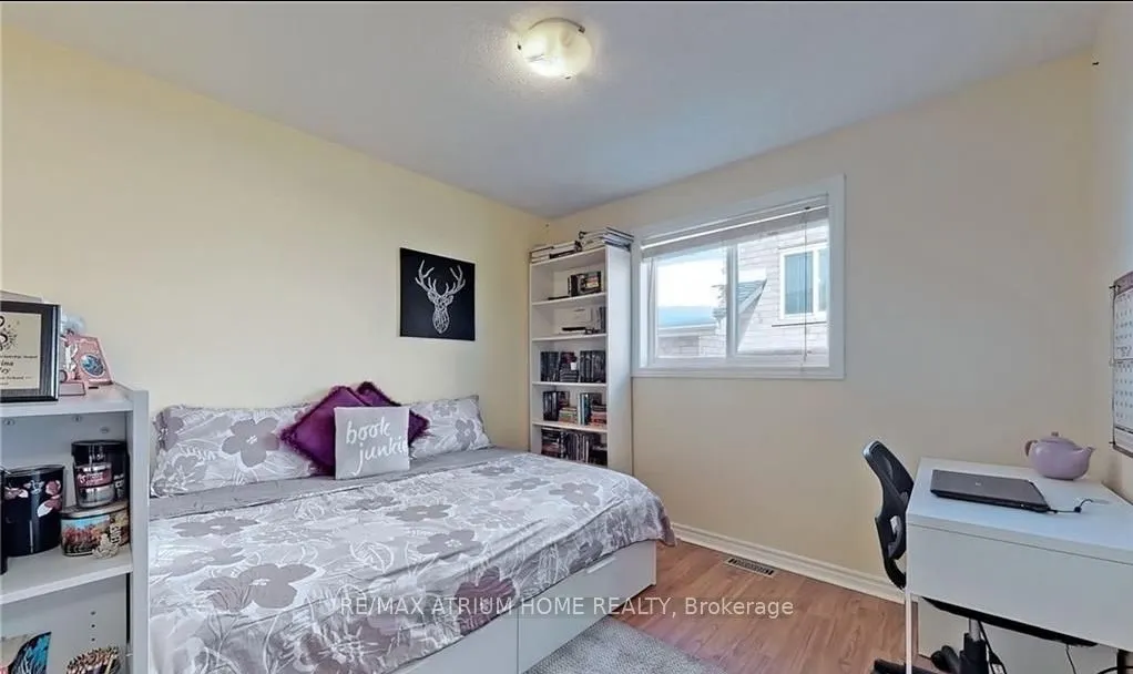 124 Monique Crescent