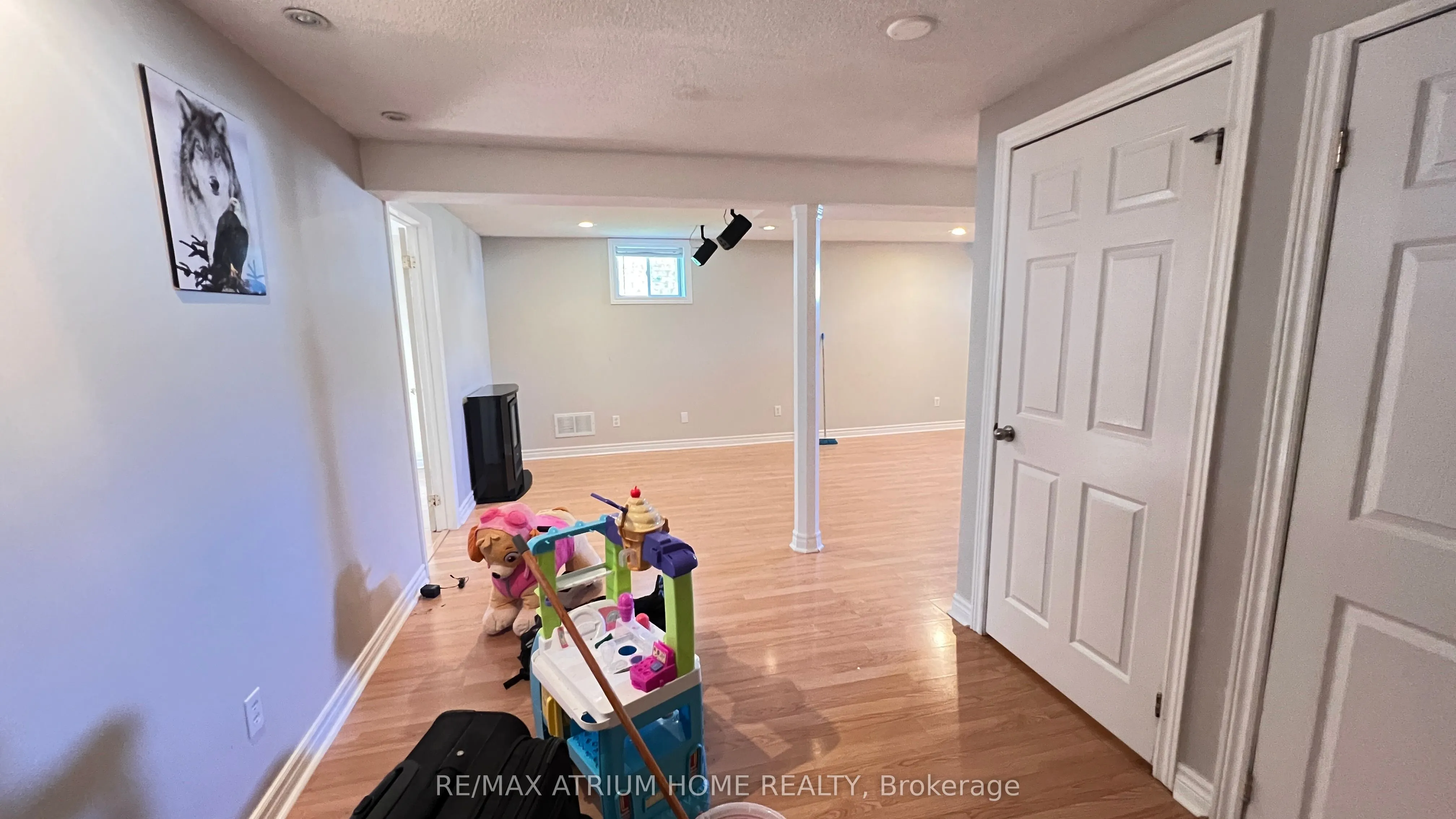 124 Monique Crescent