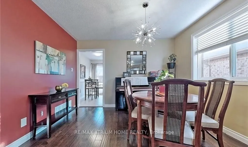 124 Monique Crescent