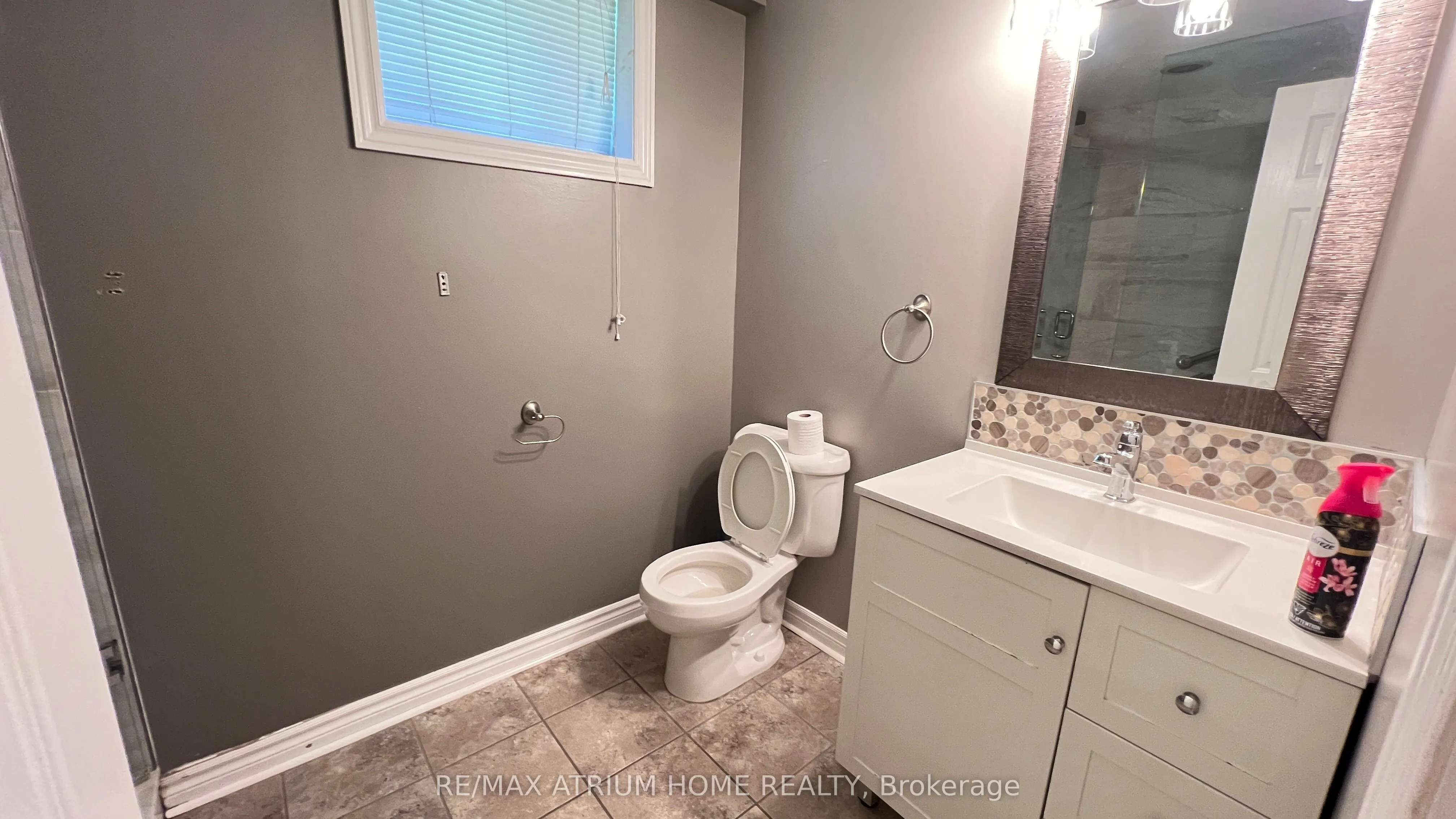 124 Monique Crescent