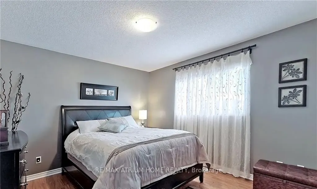 124 Monique Crescent