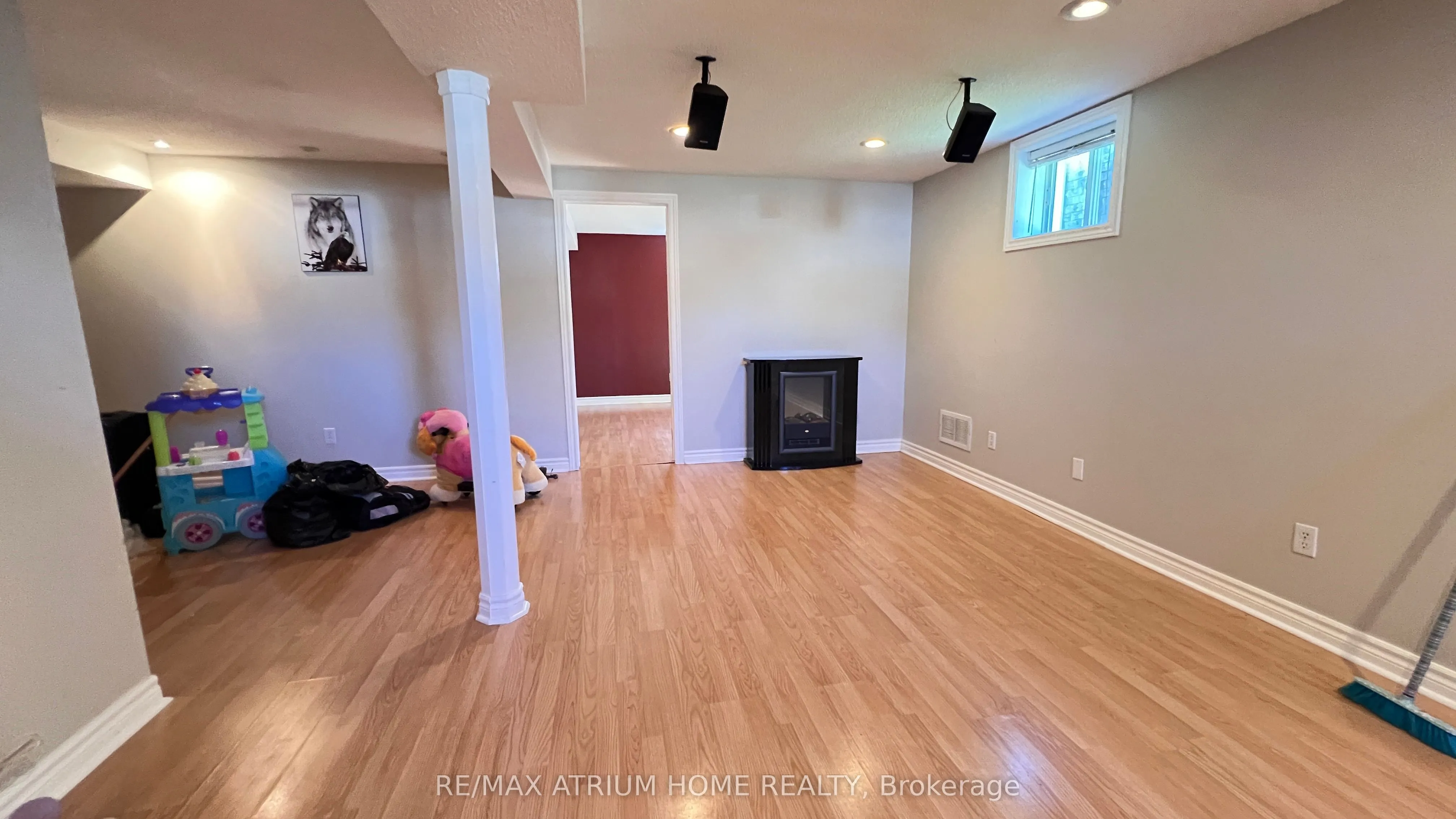 124 Monique Crescent