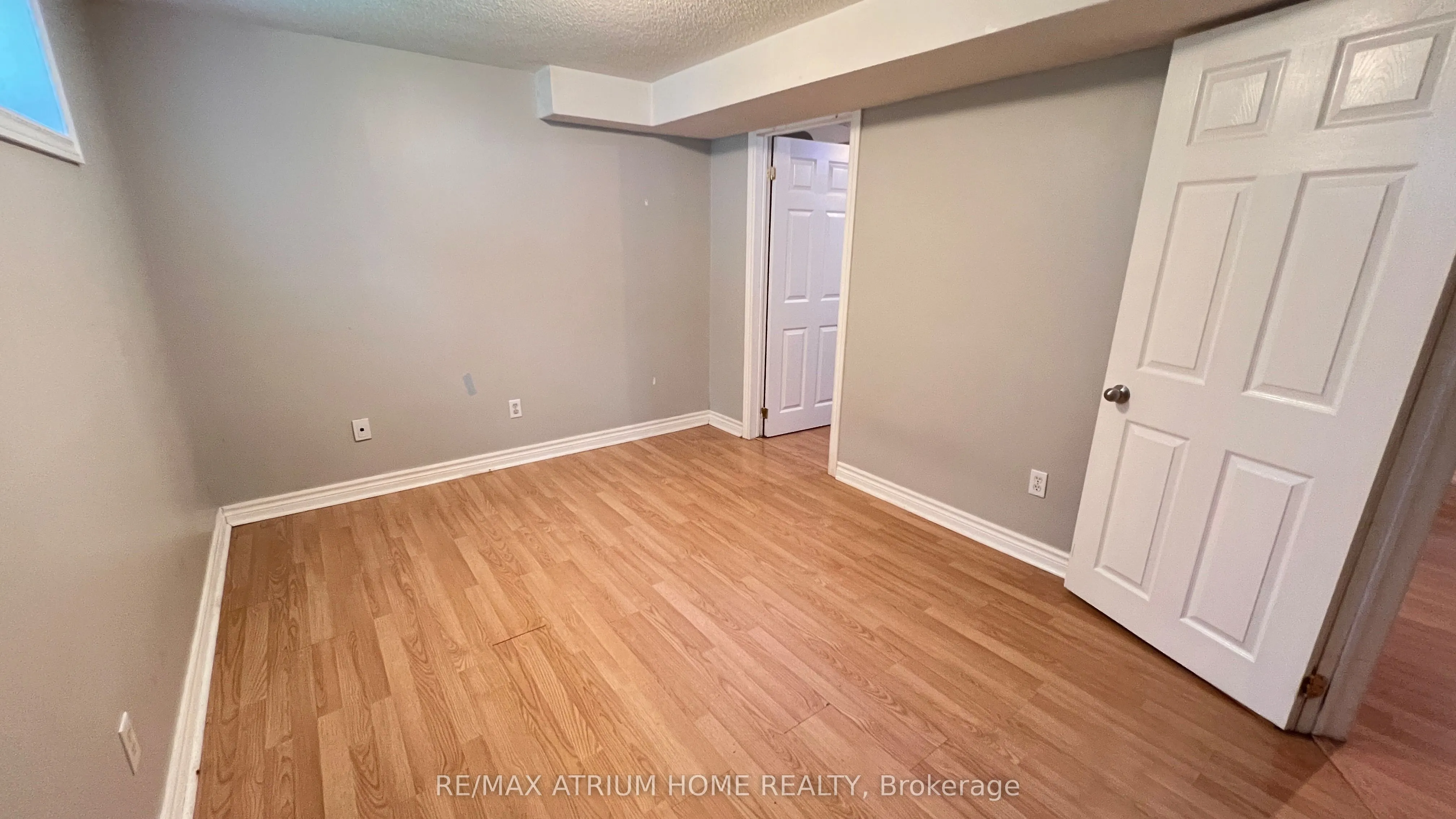 124 Monique Crescent