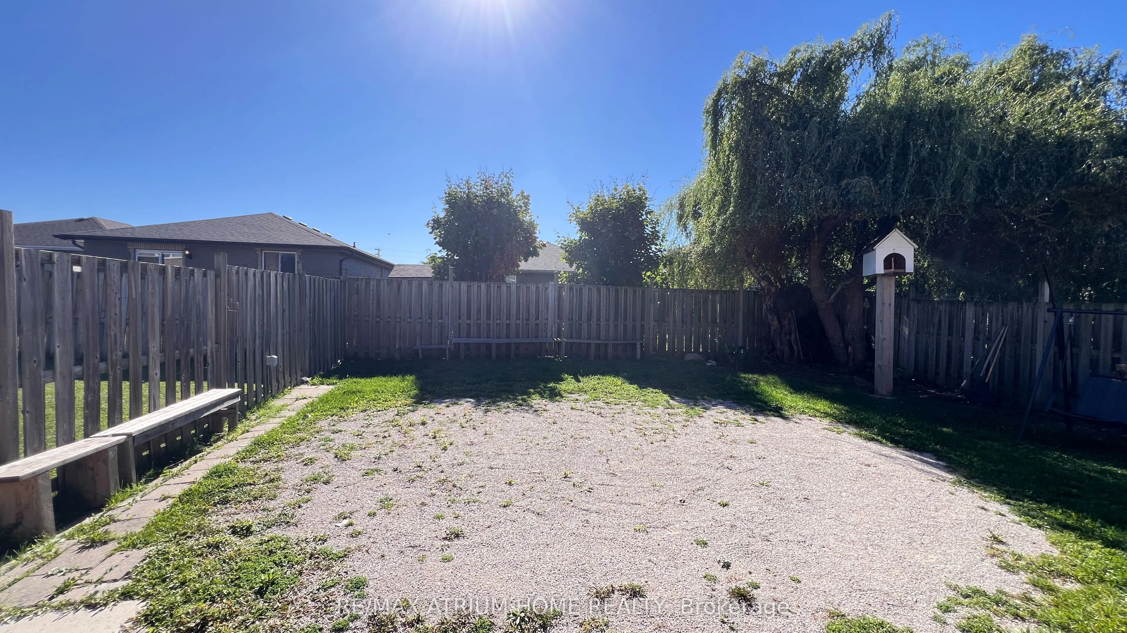 124 Monique Crescent