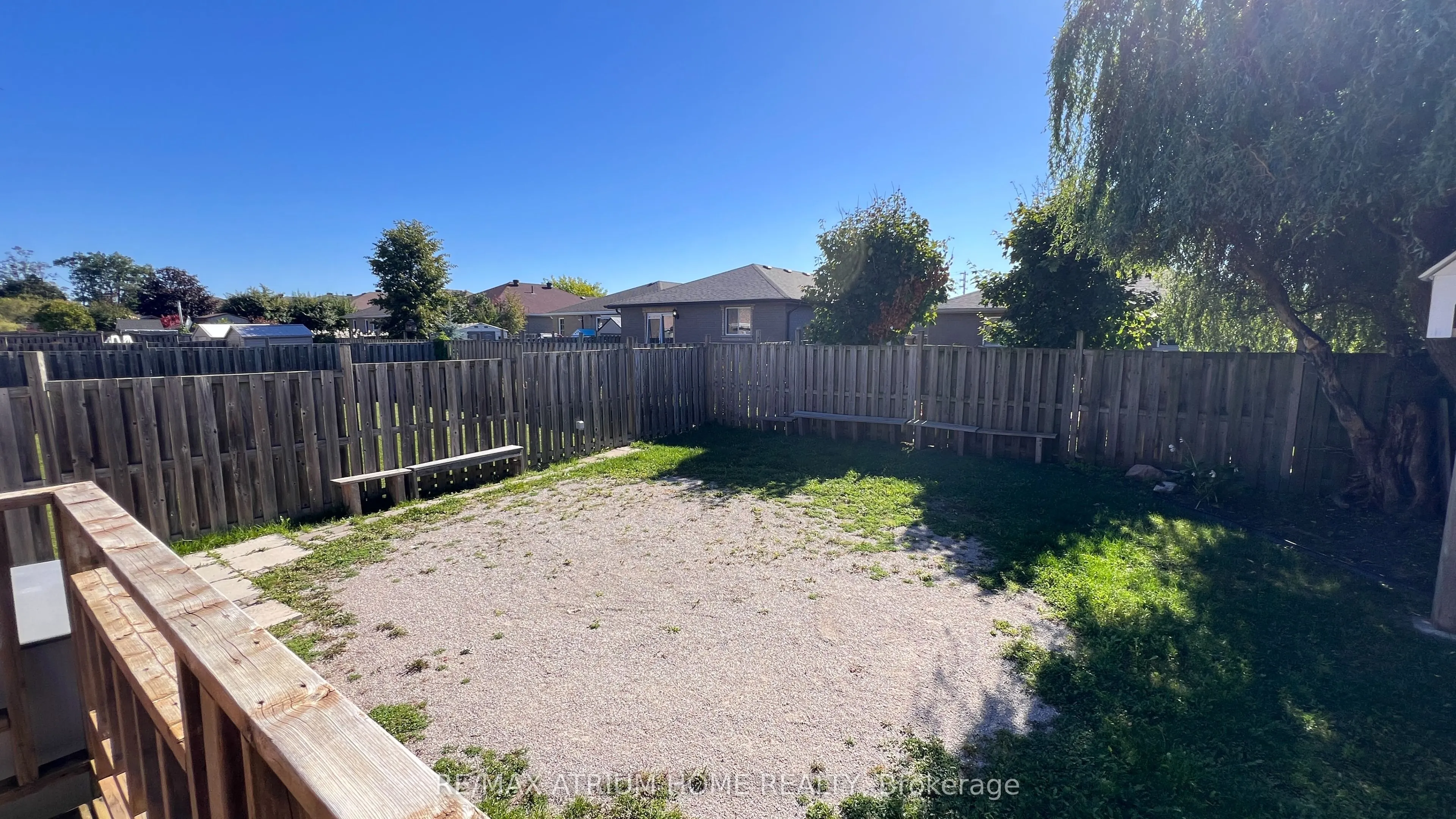 124 Monique Crescent