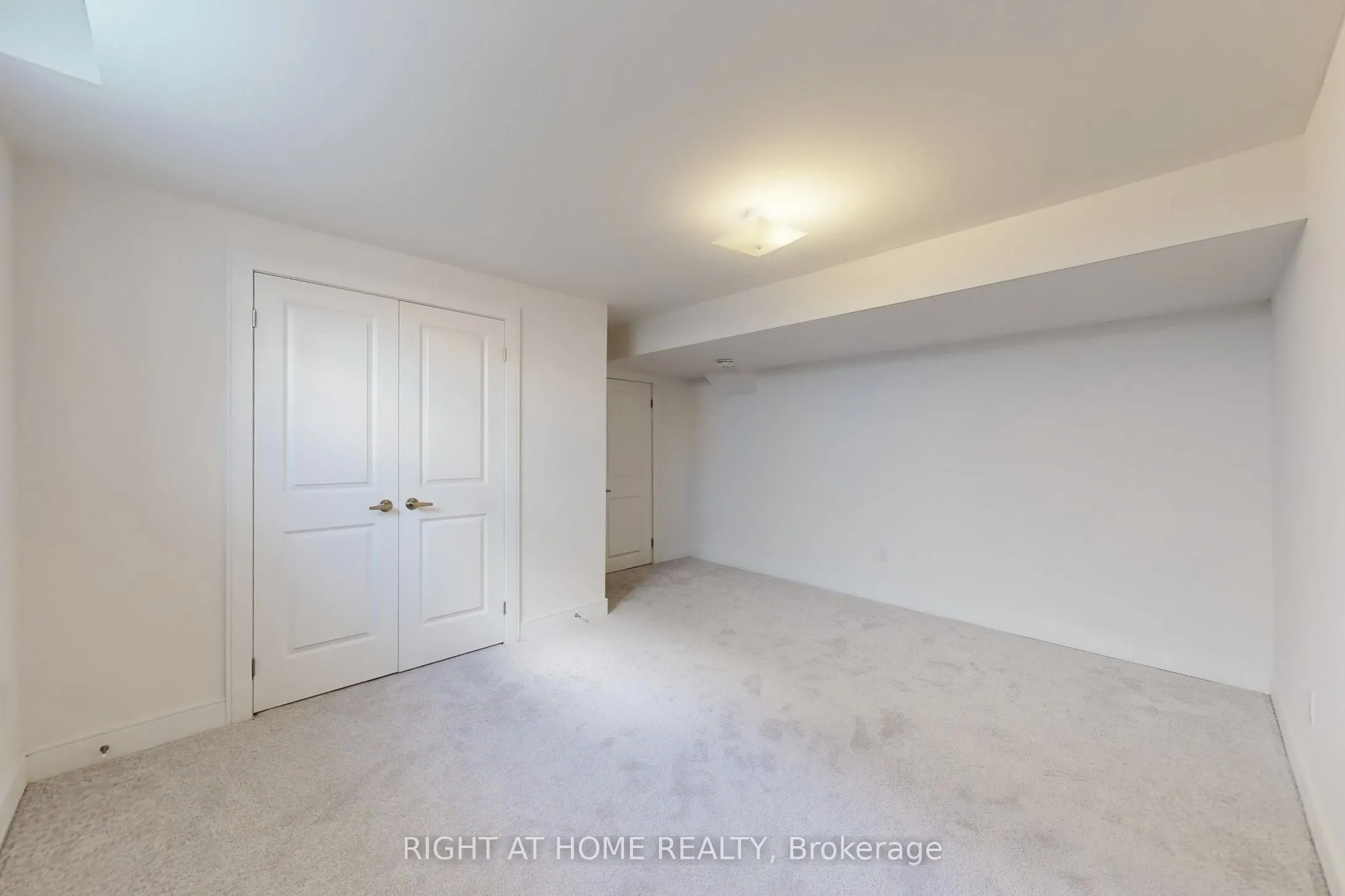 258 Duncan Street