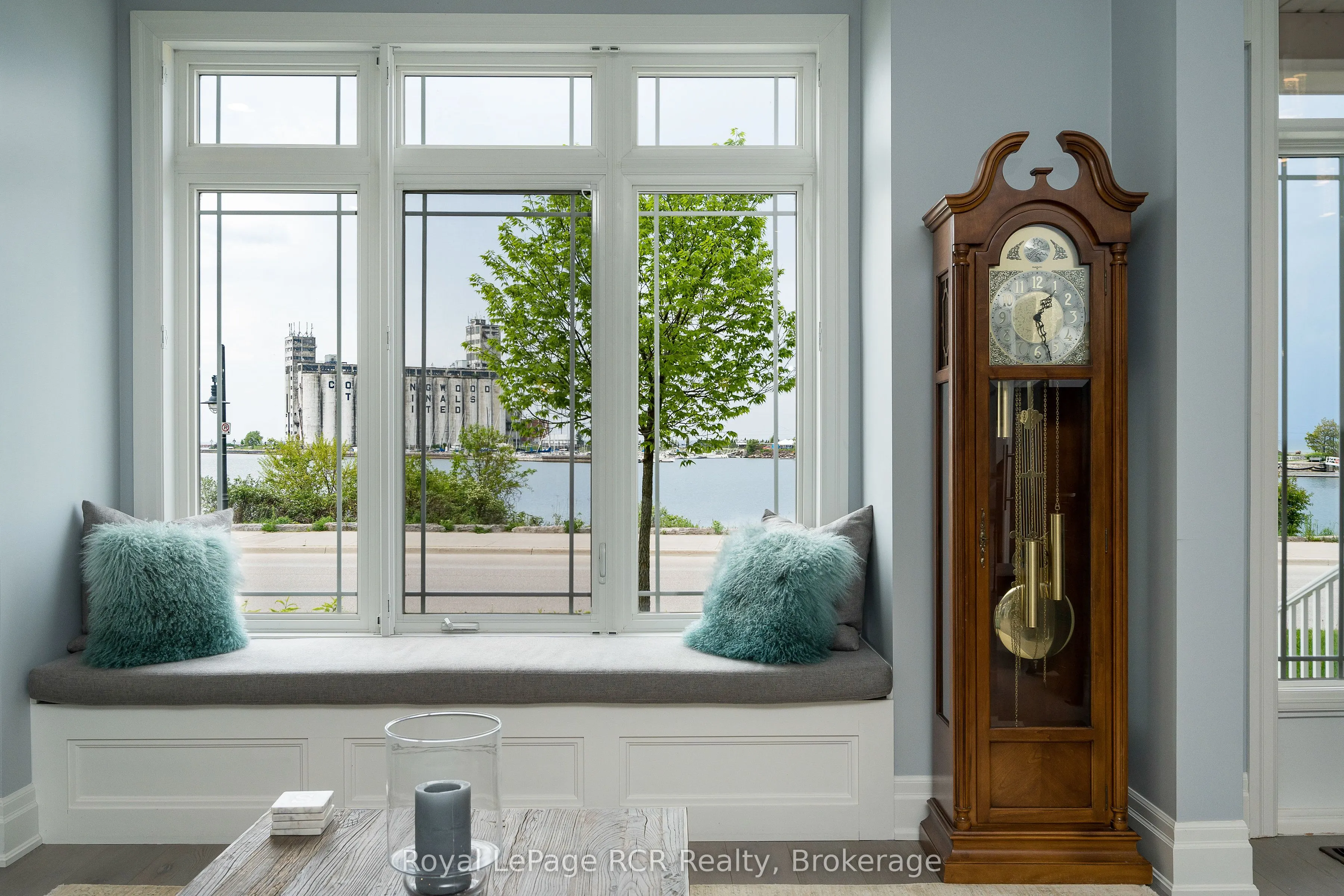 16 Wheelhouse Crescent, #8