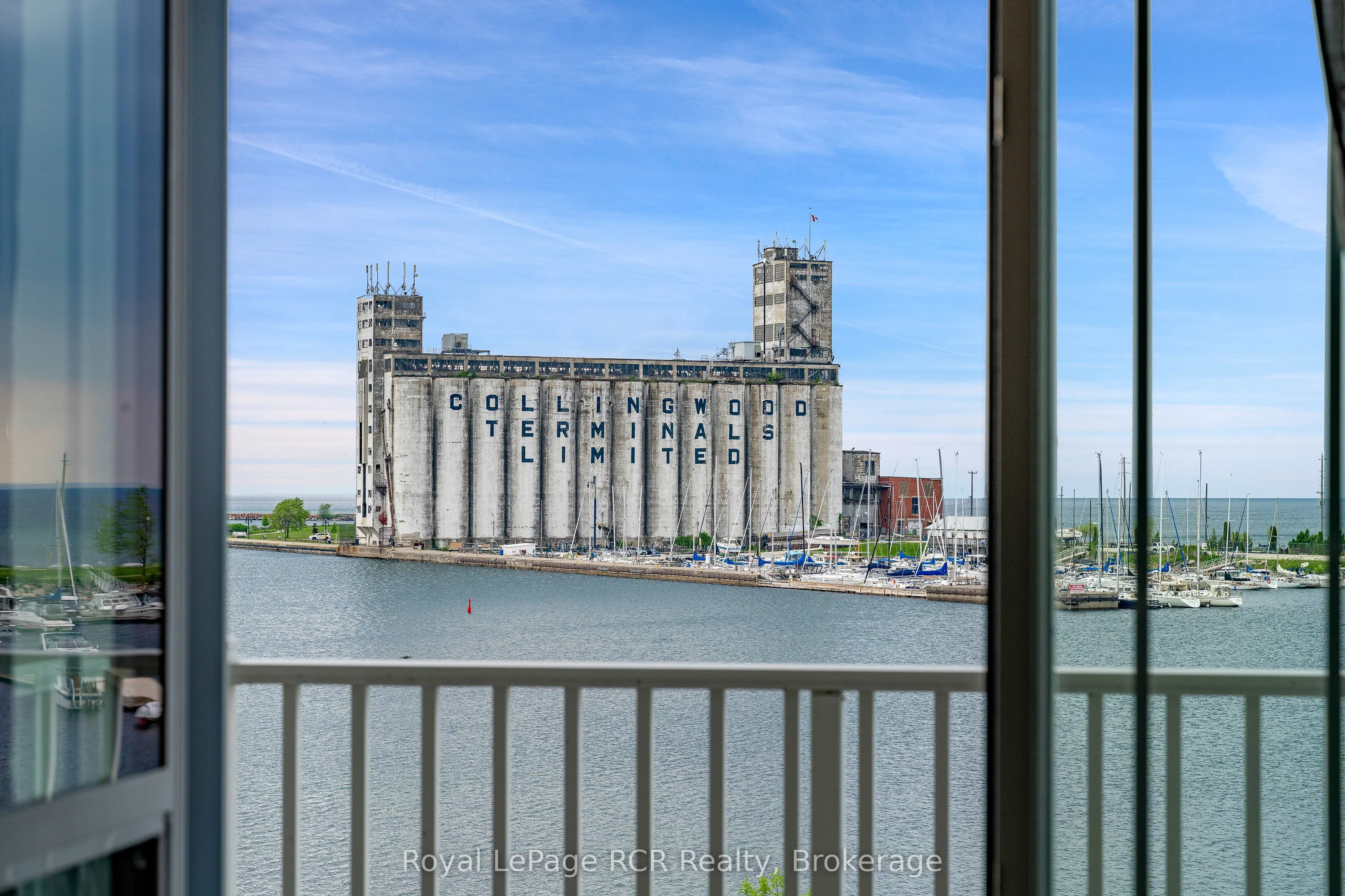 16 Wheelhouse Crescent, #8
