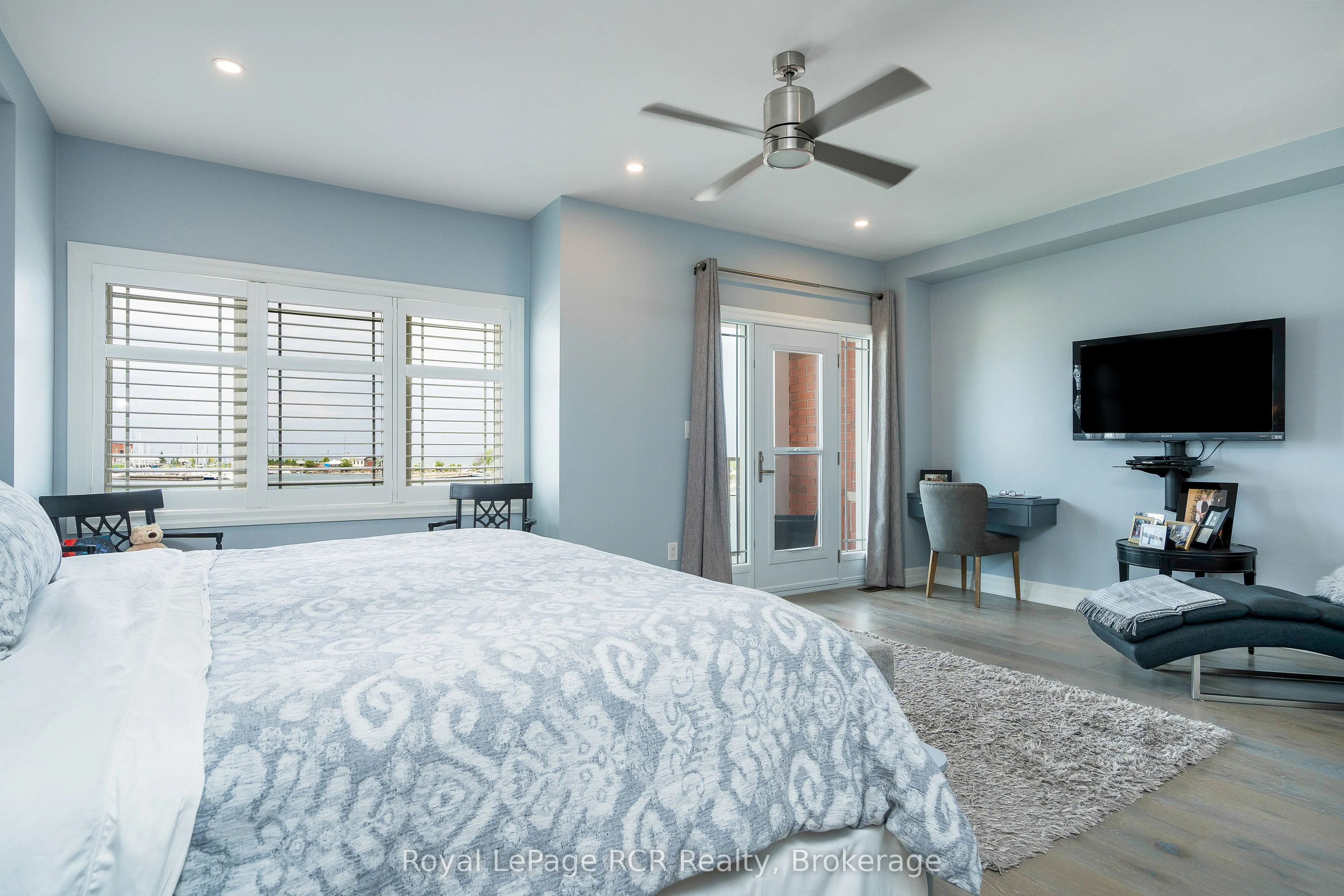 16 Wheelhouse Crescent, #8