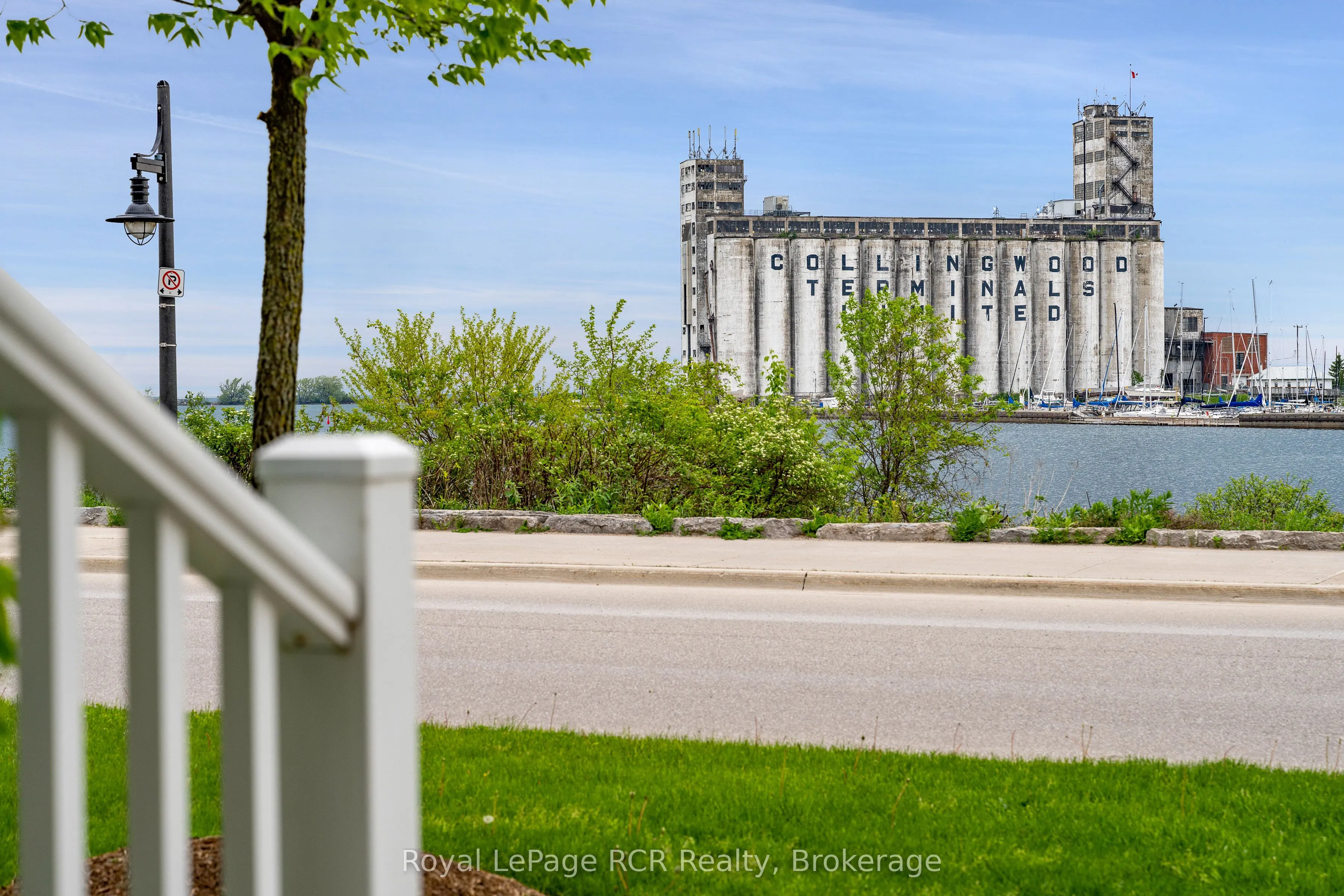 16 Wheelhouse Crescent, #8