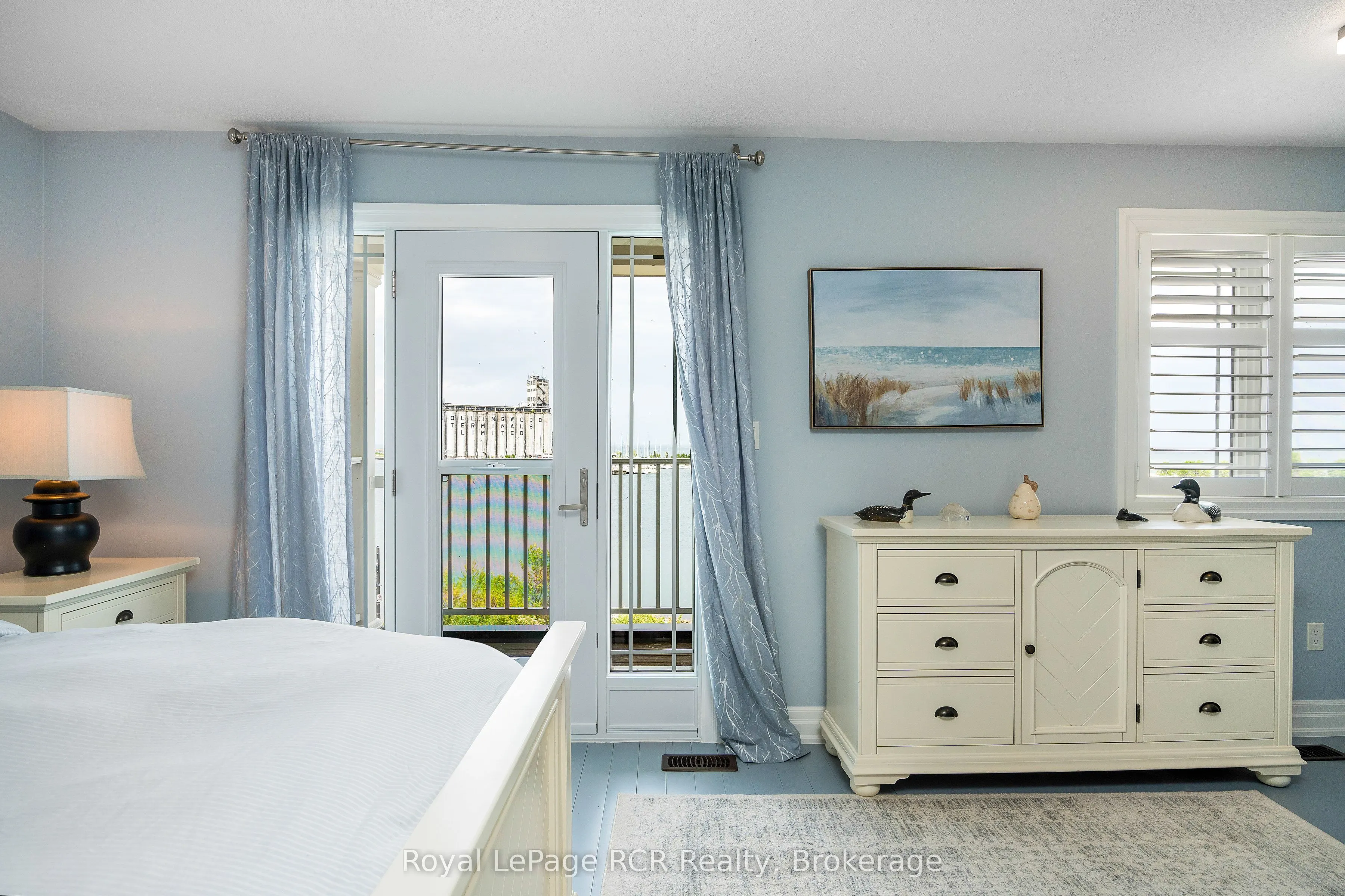 16 Wheelhouse Crescent, #8