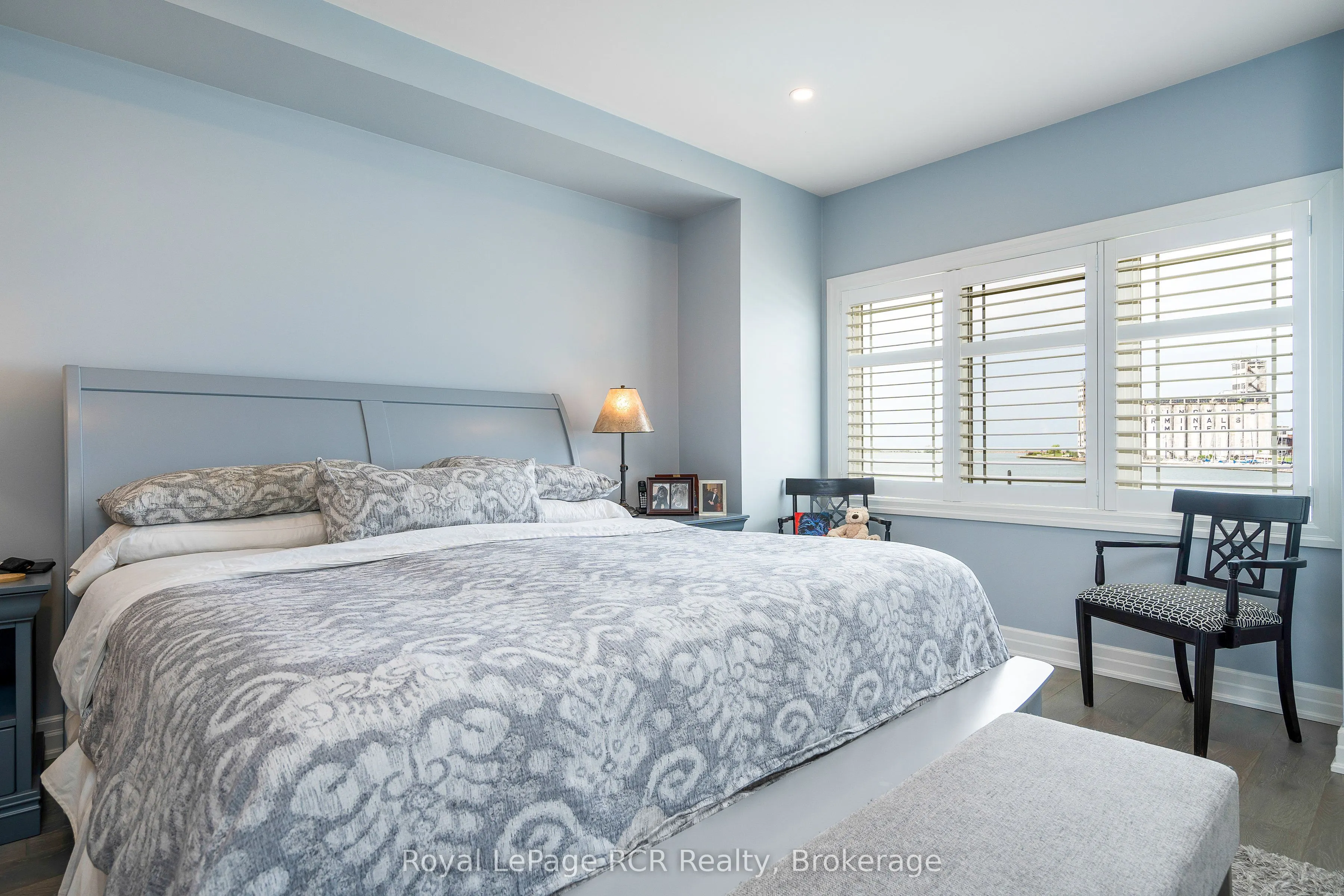 16 Wheelhouse Crescent, #8