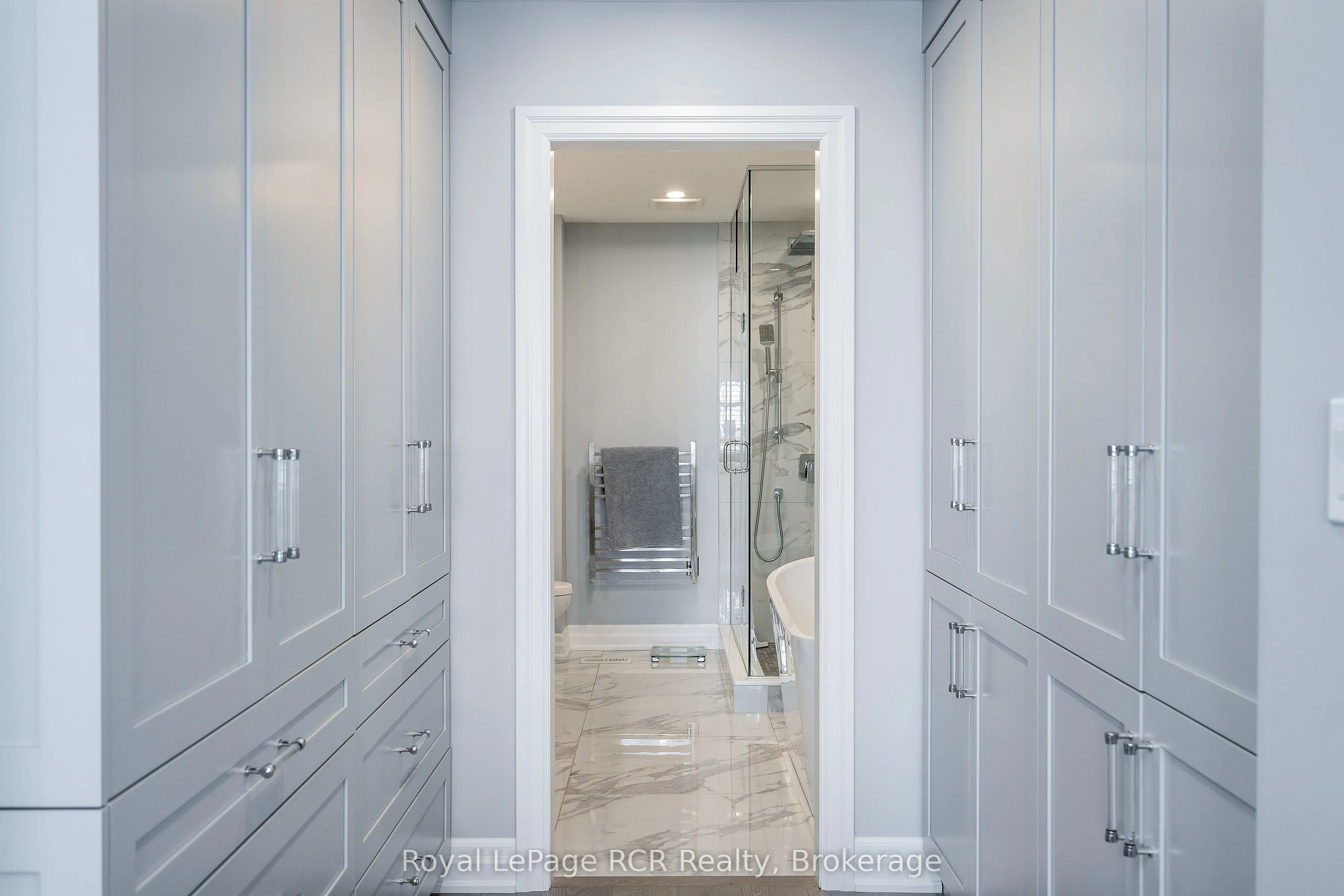 16 Wheelhouse Crescent, #8