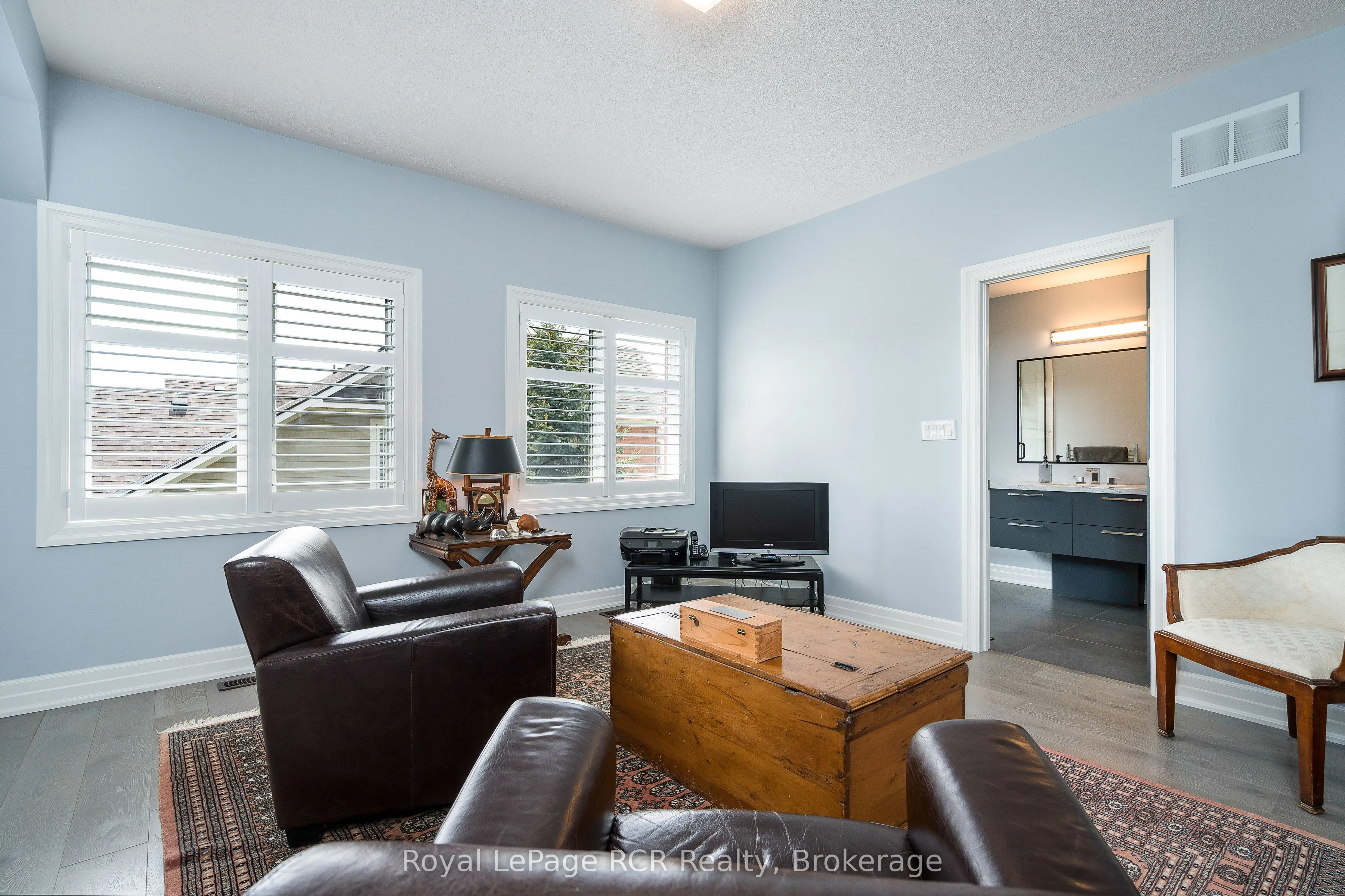 16 Wheelhouse Crescent, #8
