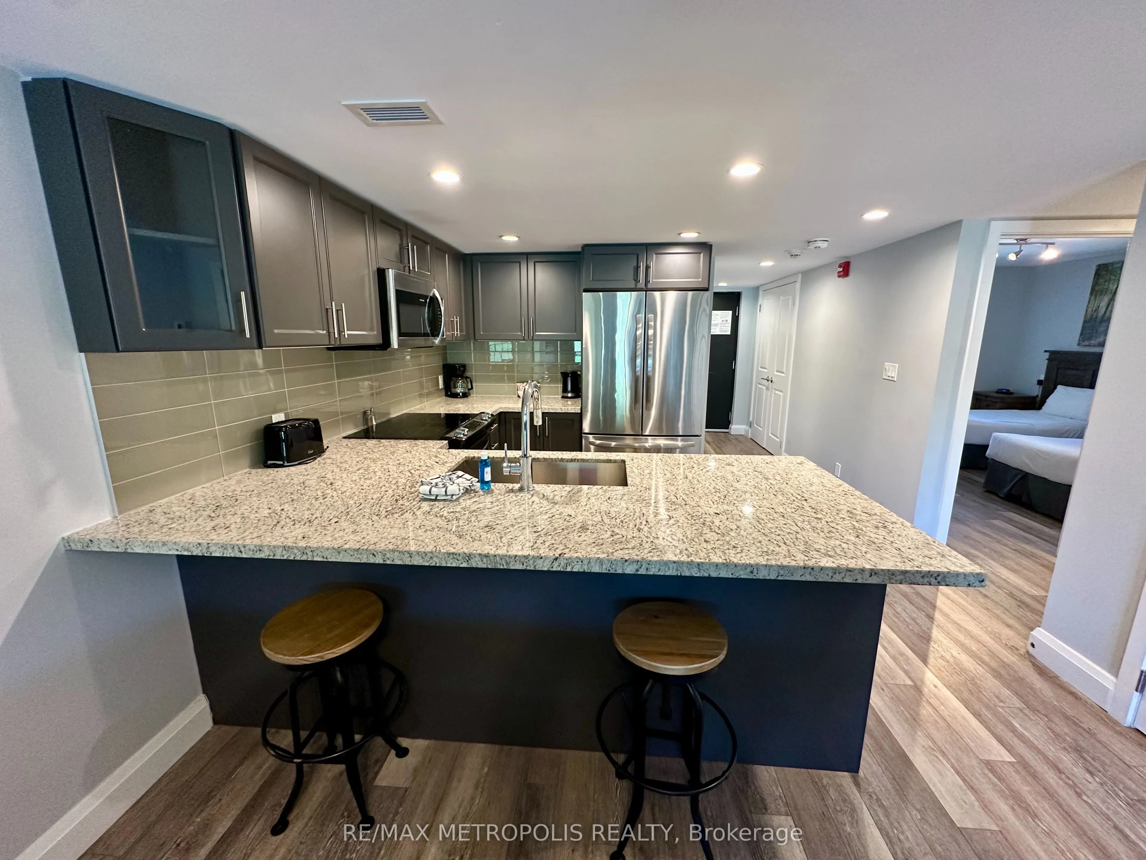 80 Horseshoe Boulevard, #301