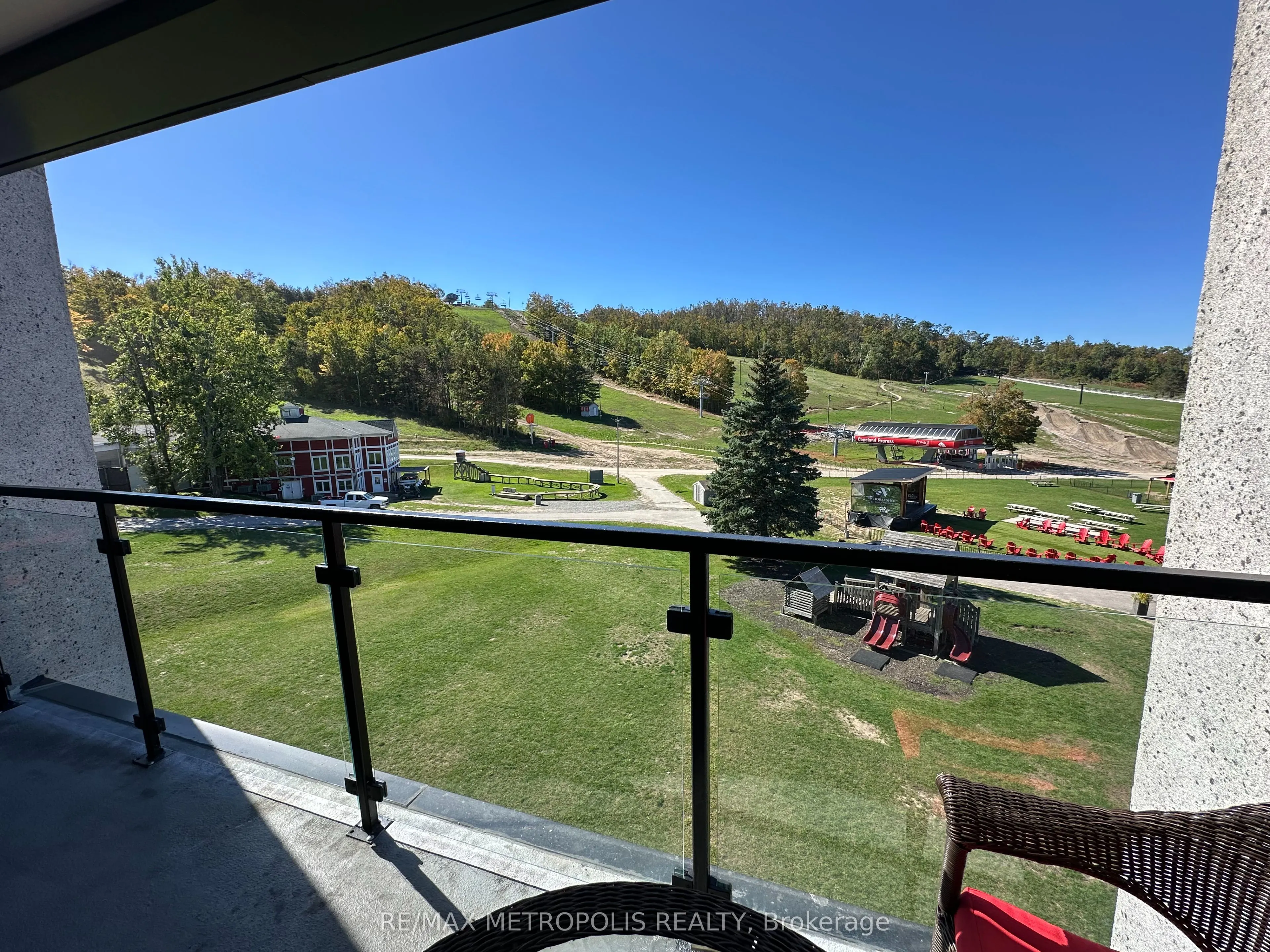 80 Horseshoe Boulevard, #301