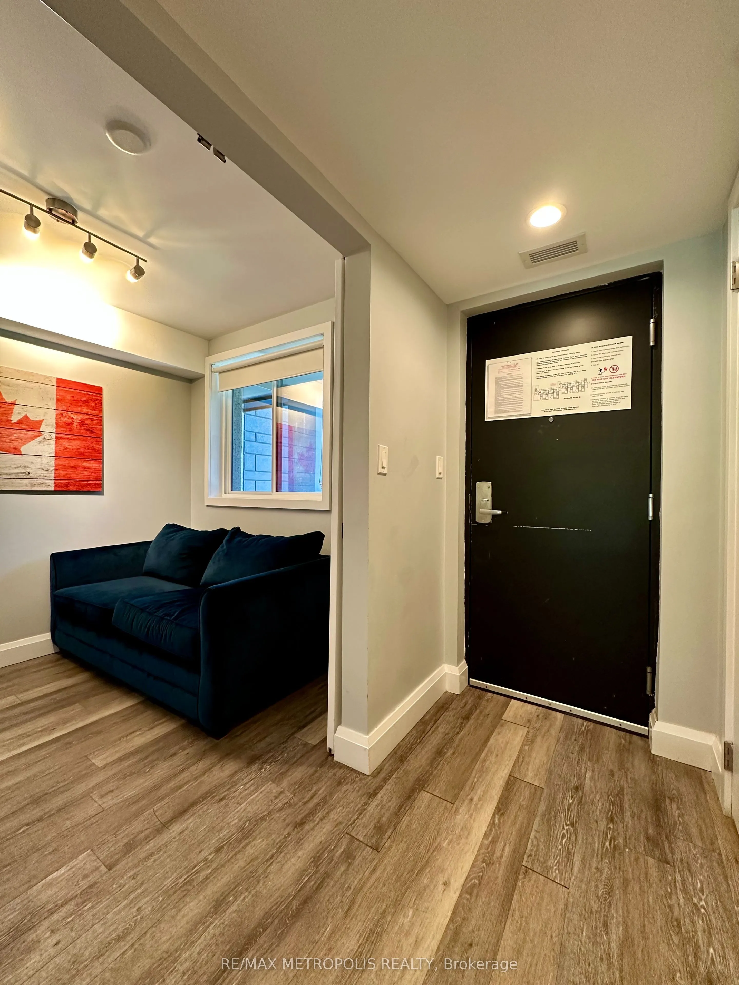 80 Horseshoe Boulevard, #301