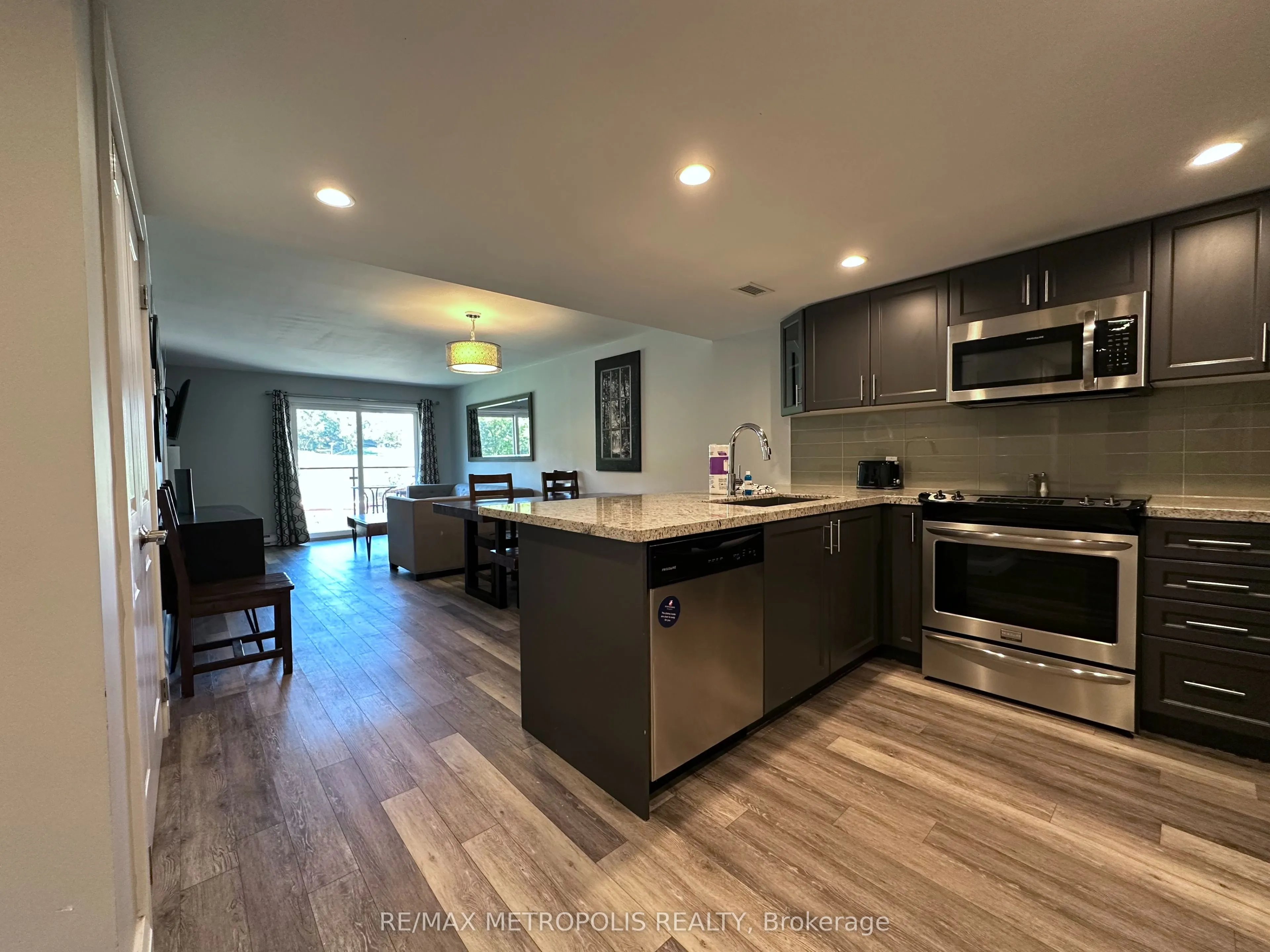 80 Horseshoe Boulevard, #301