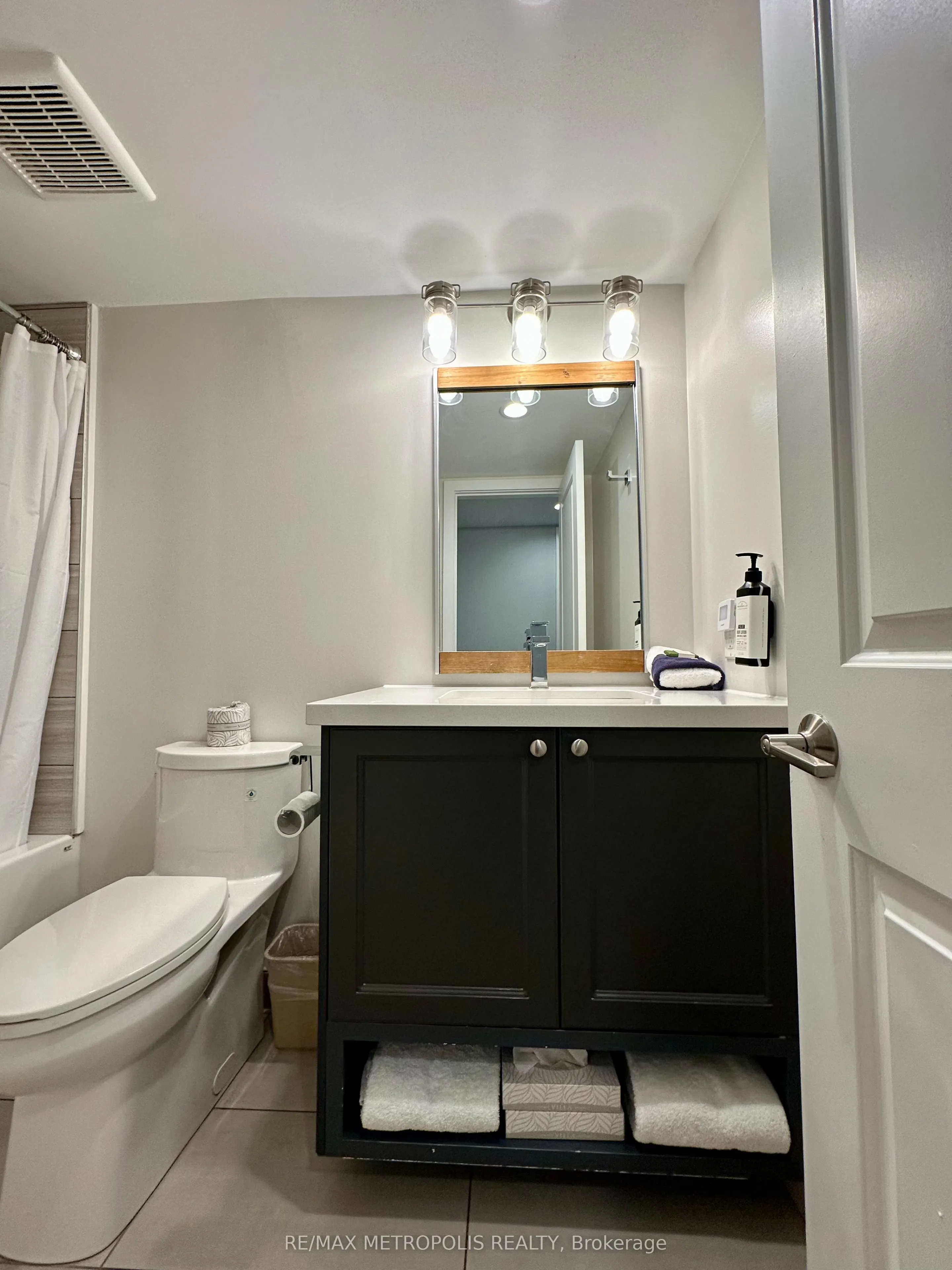 80 Horseshoe Boulevard, #301