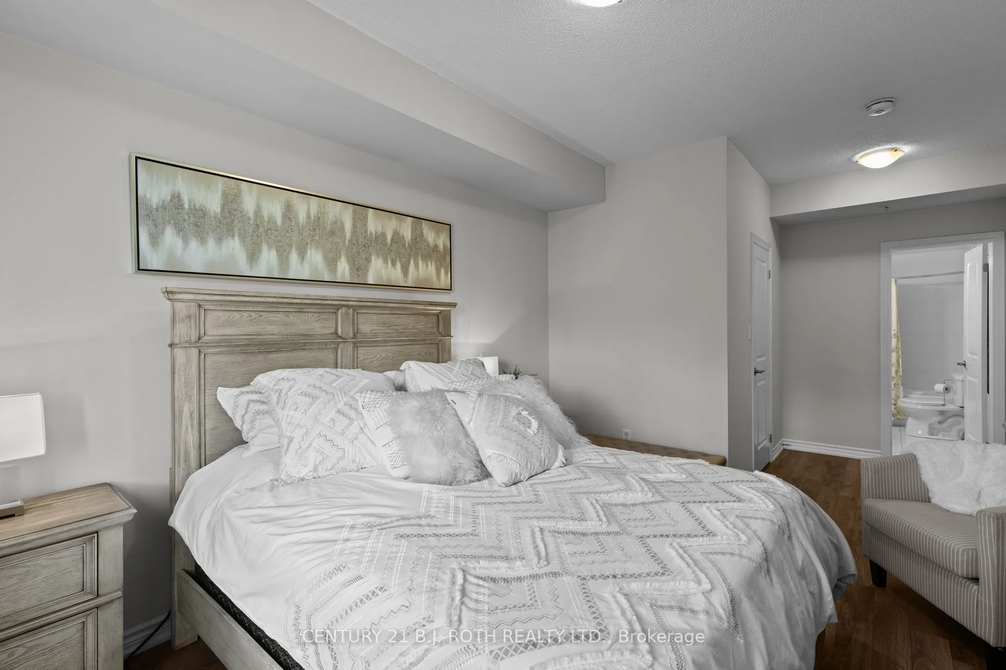 5 GREENWICH Street, #304