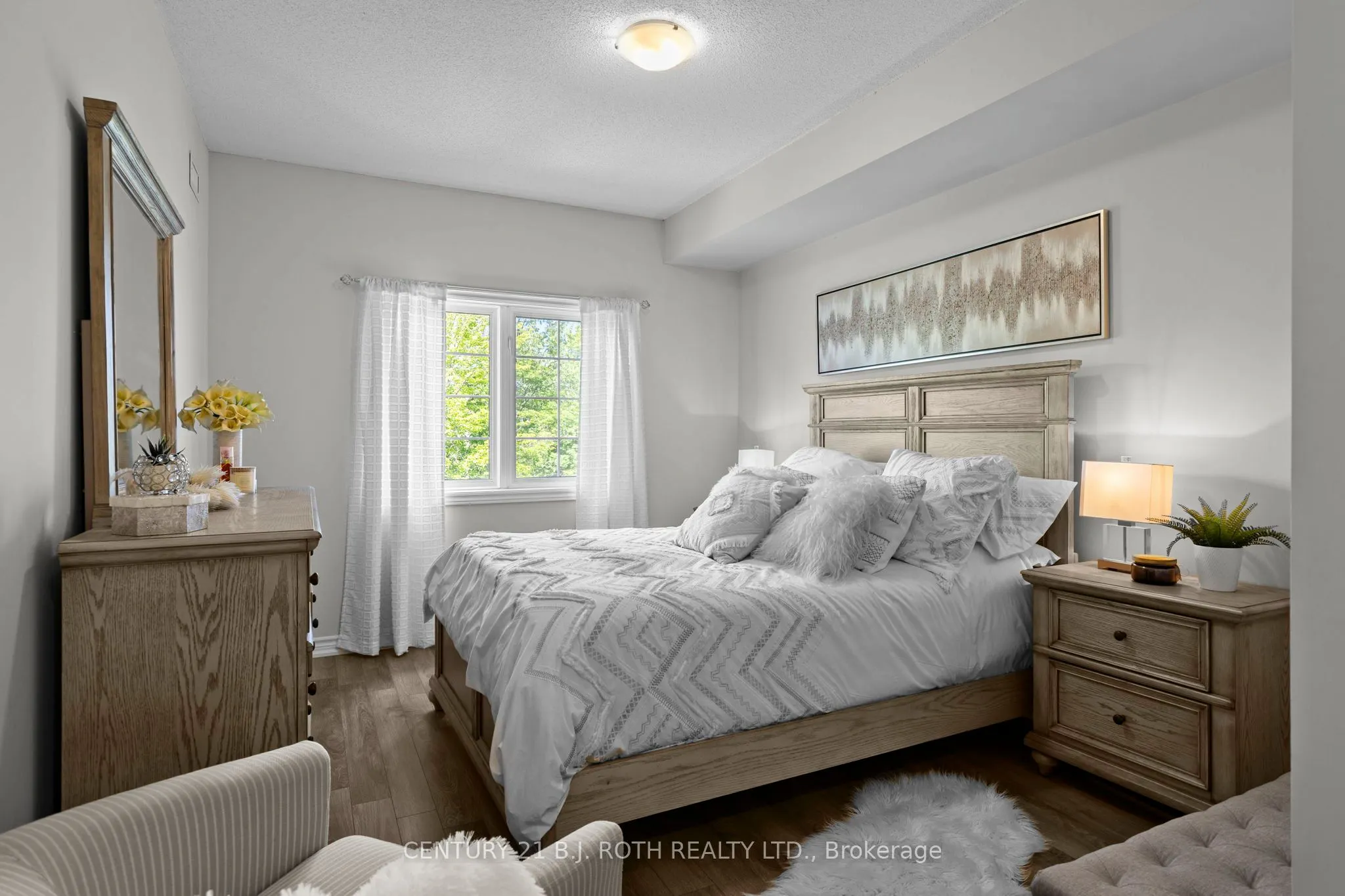 5 GREENWICH Street, #304