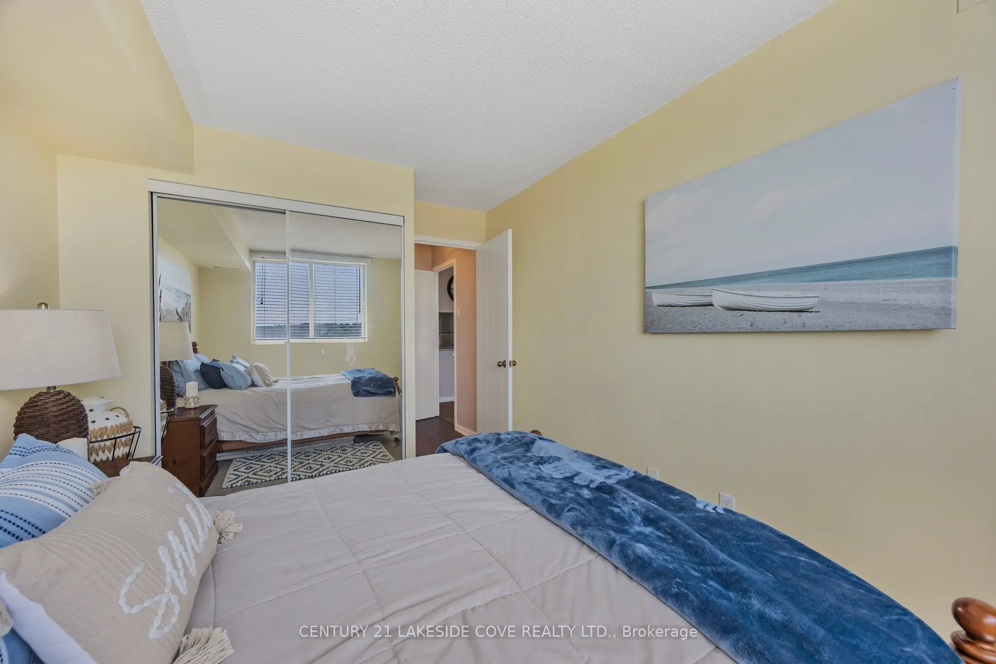 75 Ellen Street S, #711