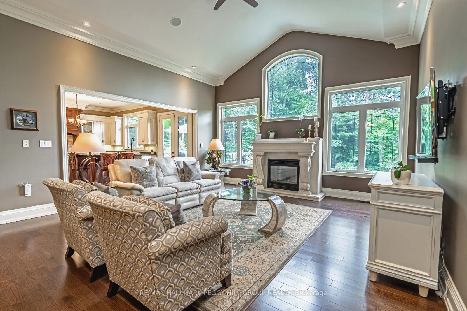 32 Gallagher Crescent