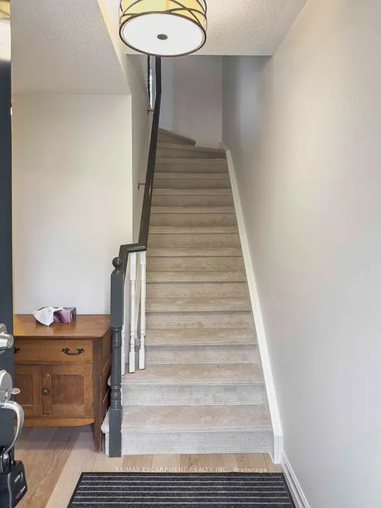 107 Ellen Lane, #4