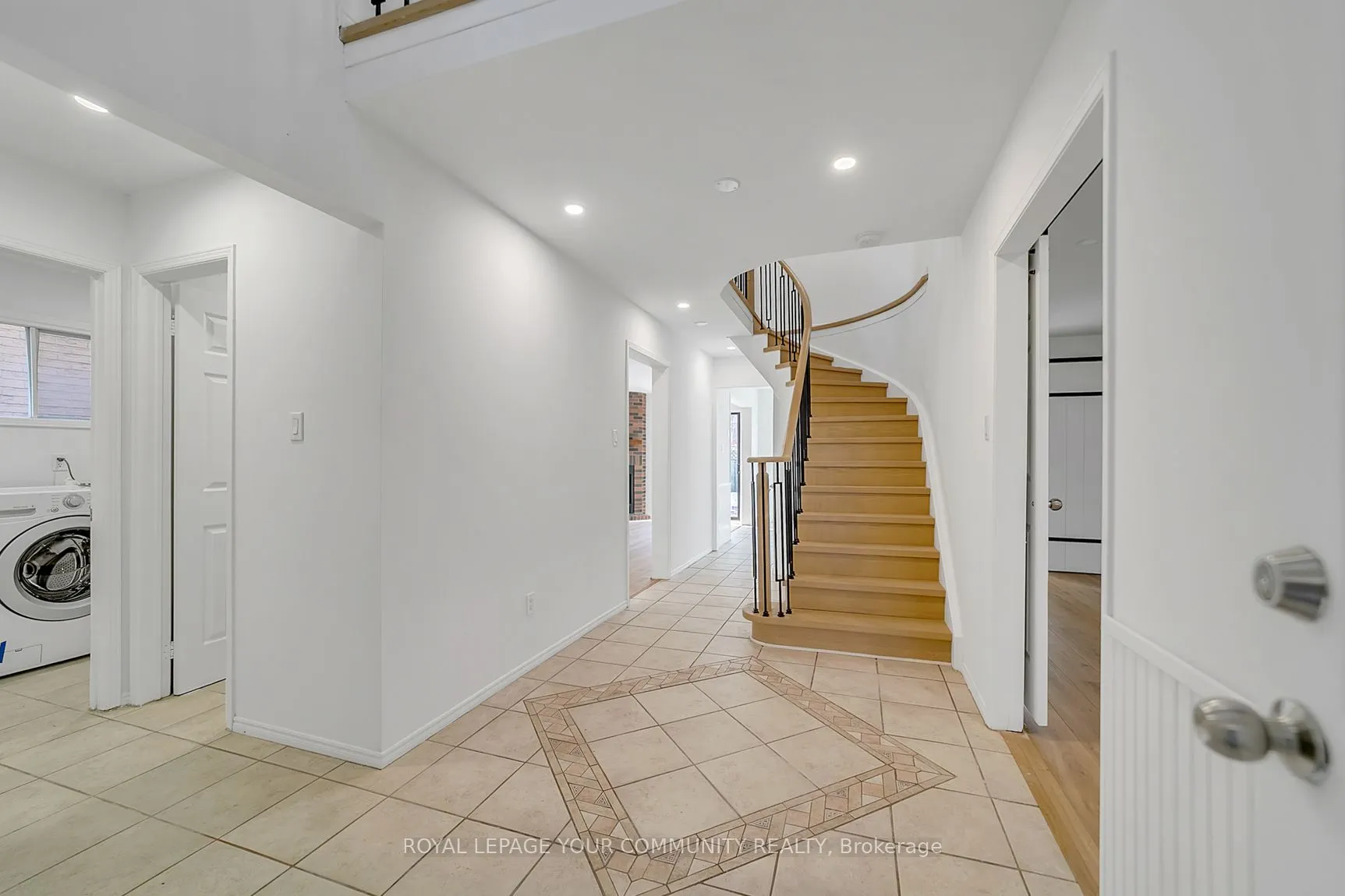 391 Hickling Trail