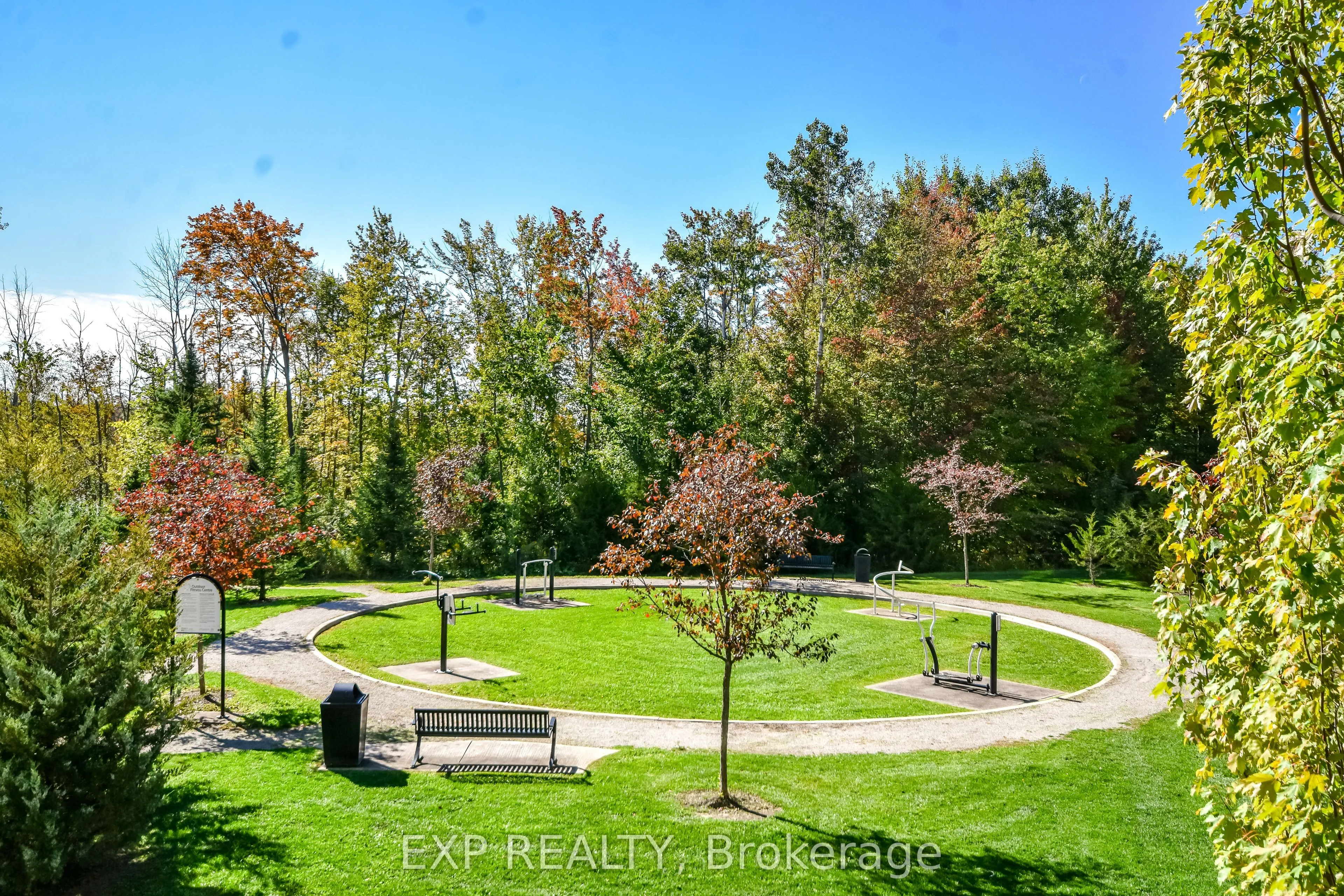 42 Ferndale Drive S, #101