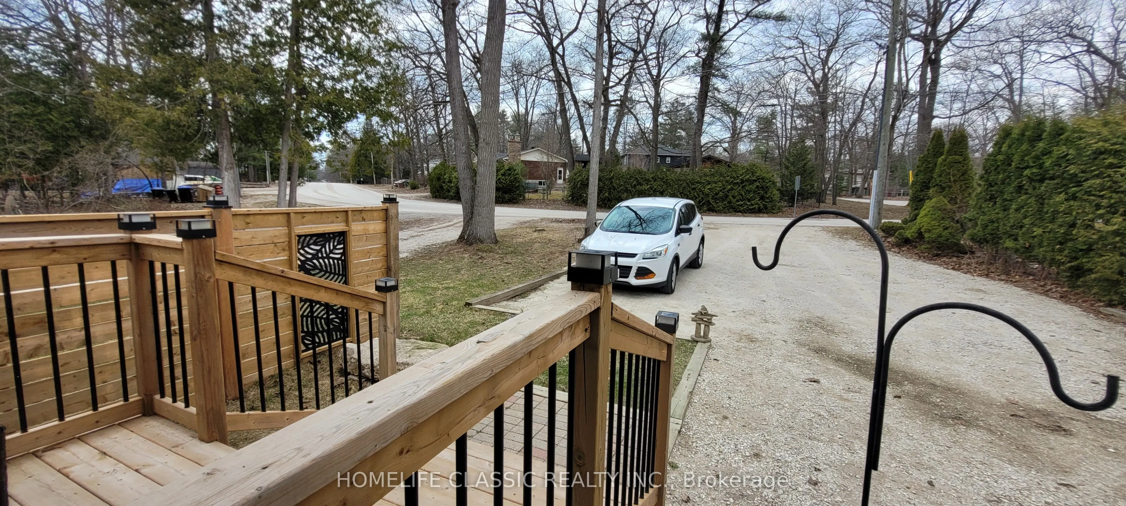 800 Oxbow Park Drive