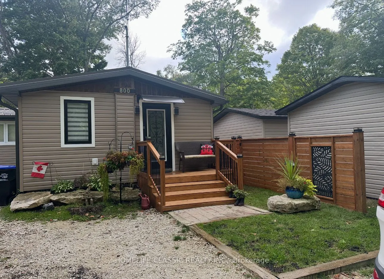 800 Oxbow Park Drive