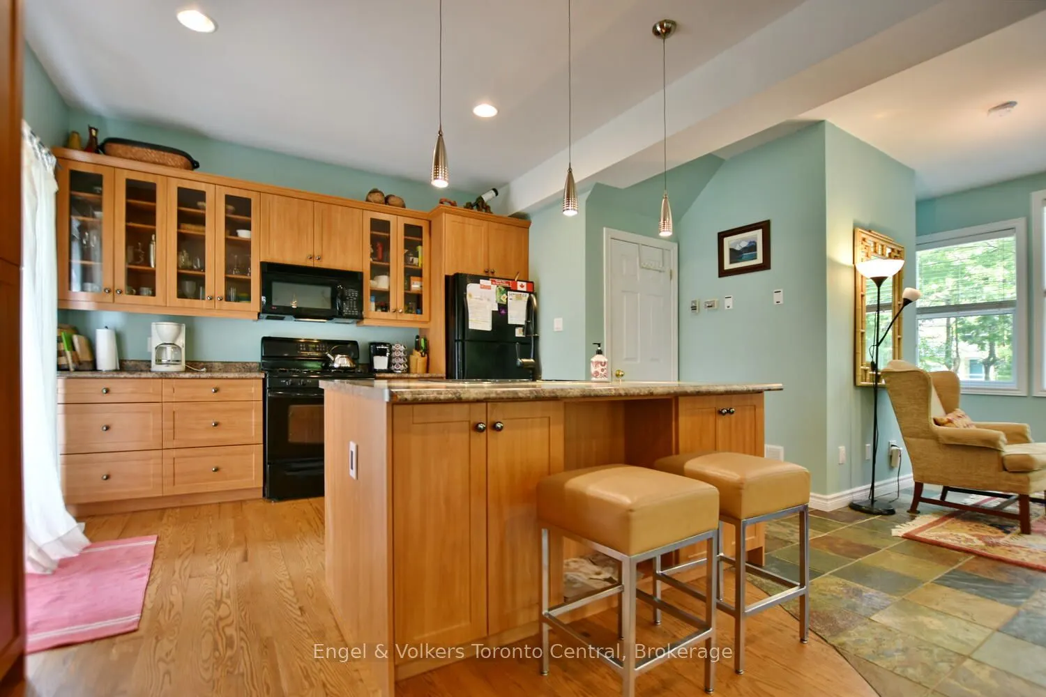 21 47TH Street N