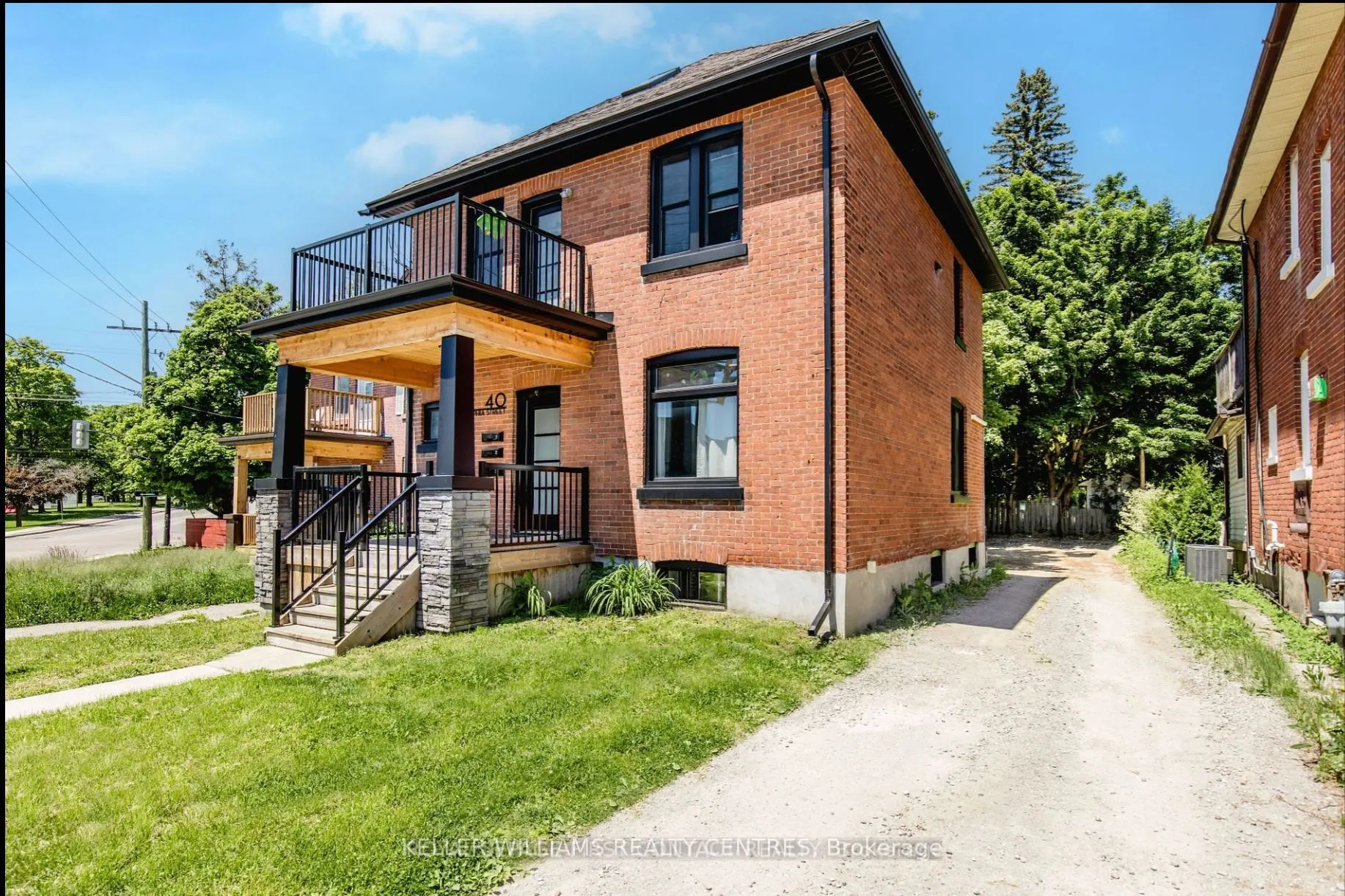 40 Sophia Street W, #Lower
