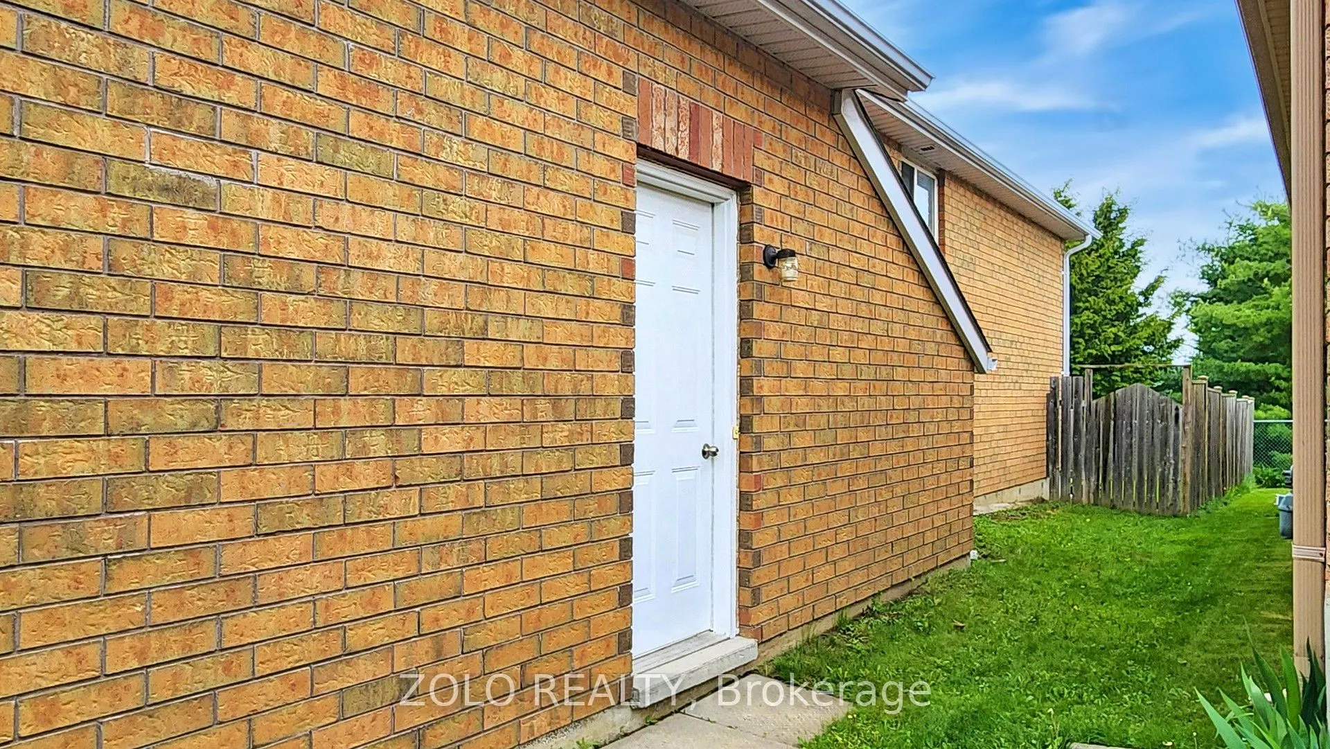 7 Golden Eagle Way