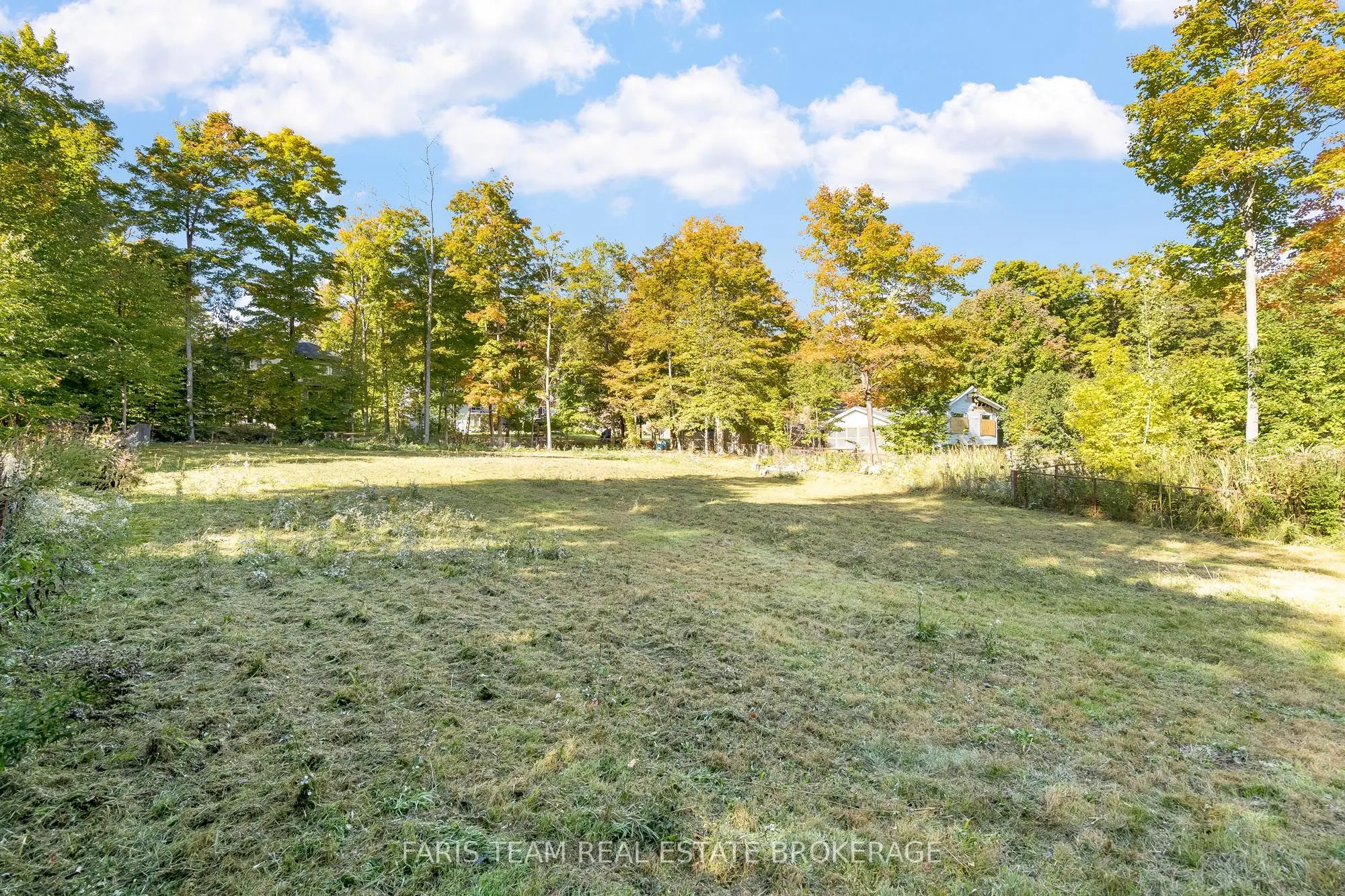 76 McArthur Drive
