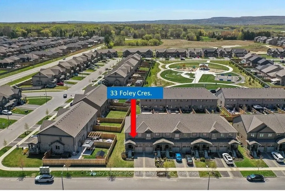 33 Foley Crescent