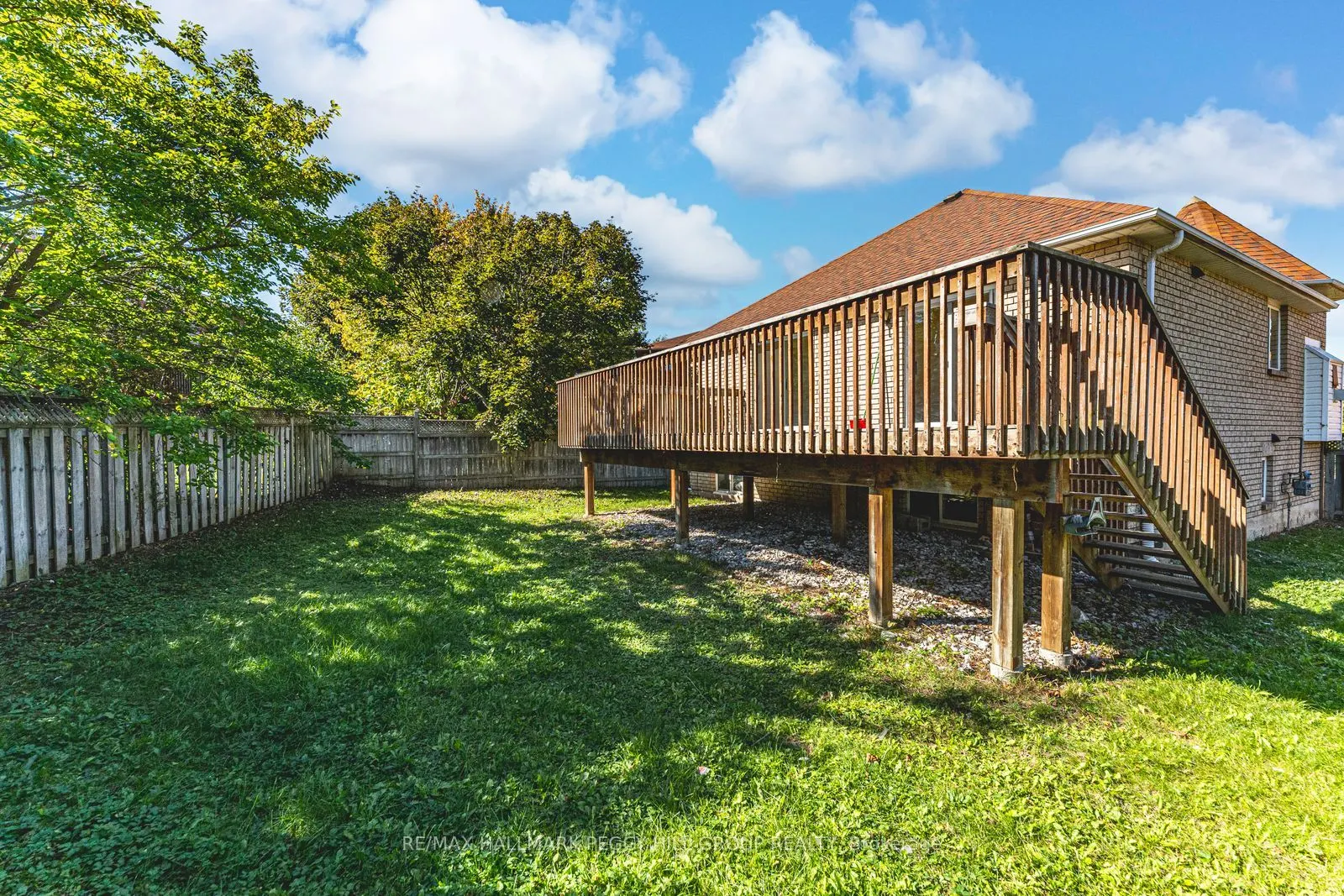 9 Kestrel Court, #Upper