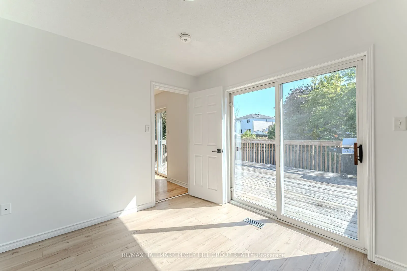 9 Kestrel Court, #Upper