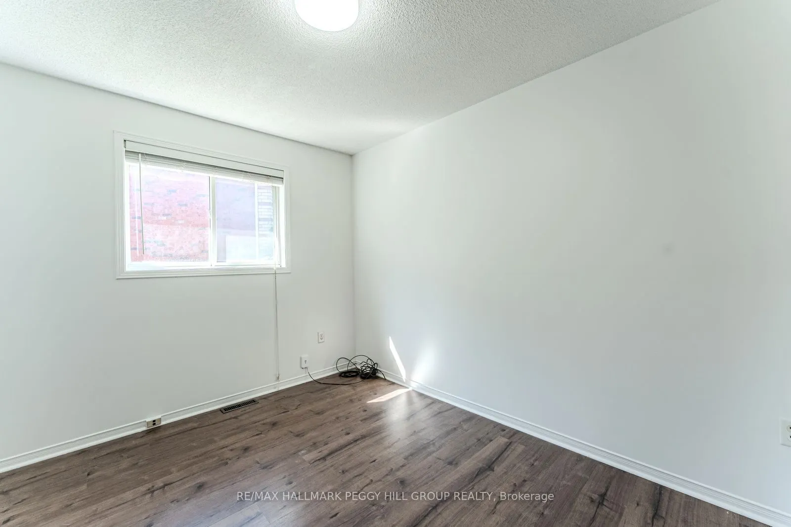 9 Kestrel Court, #Upper