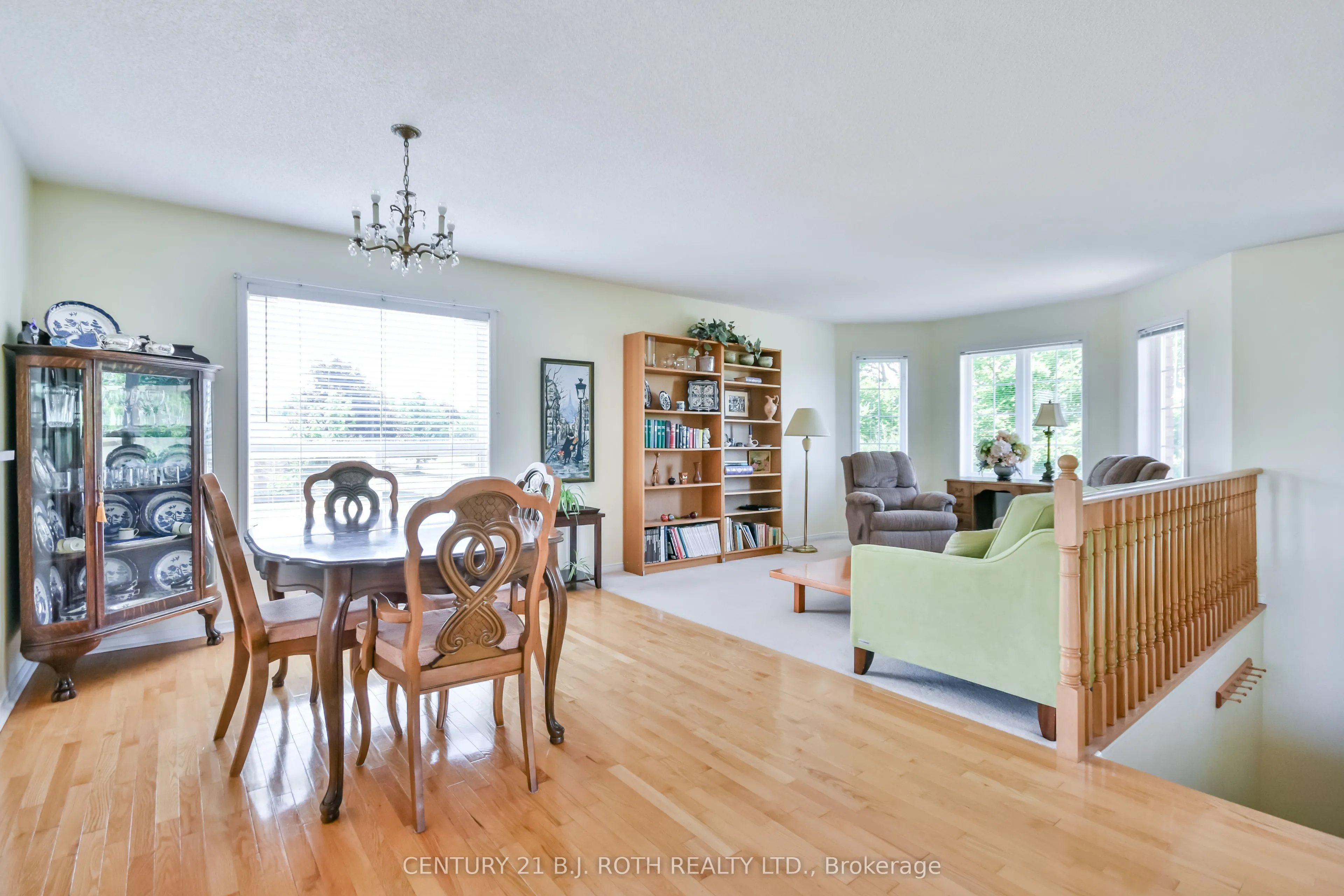 127 Golden Meadow Road