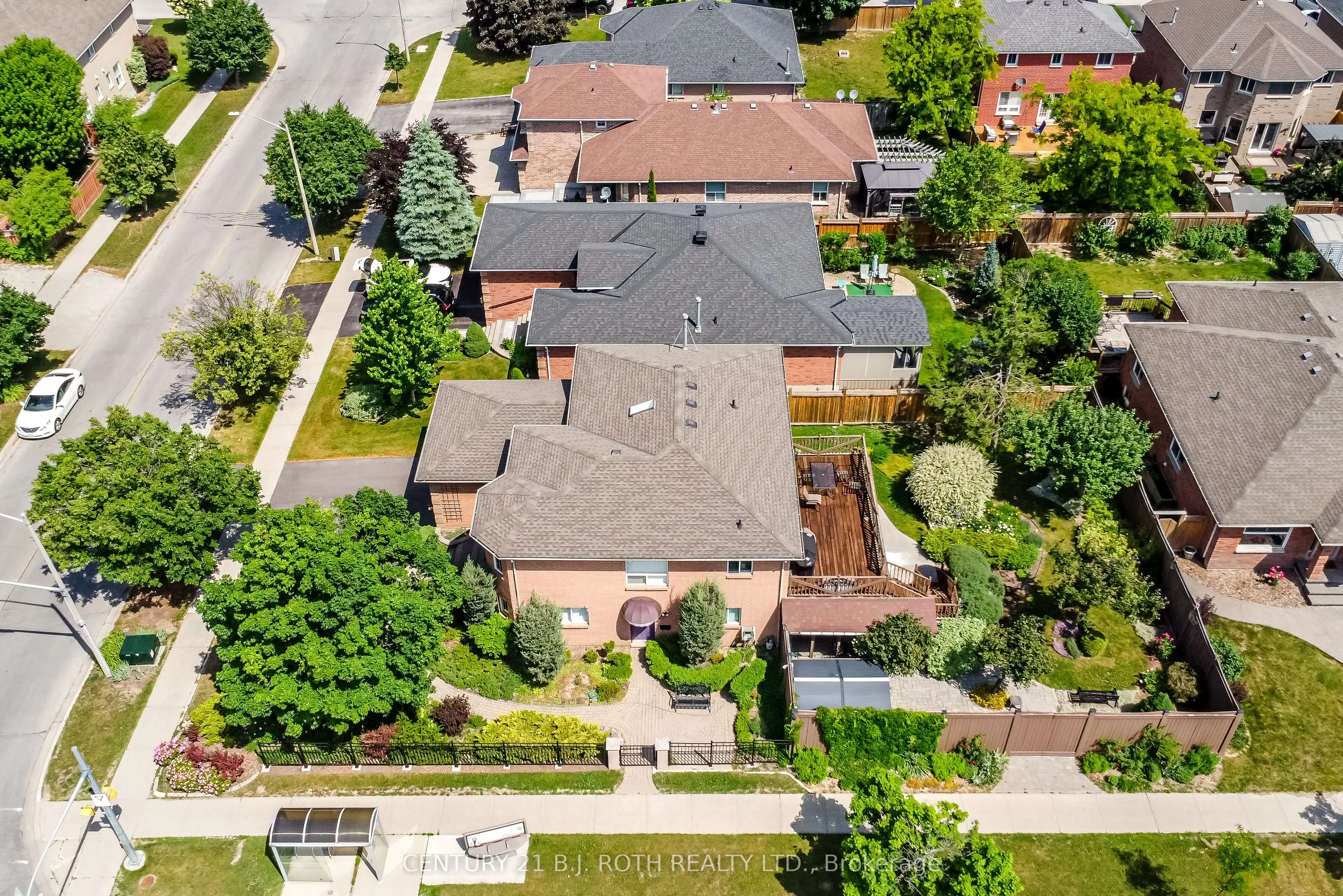 127 Golden Meadow Road