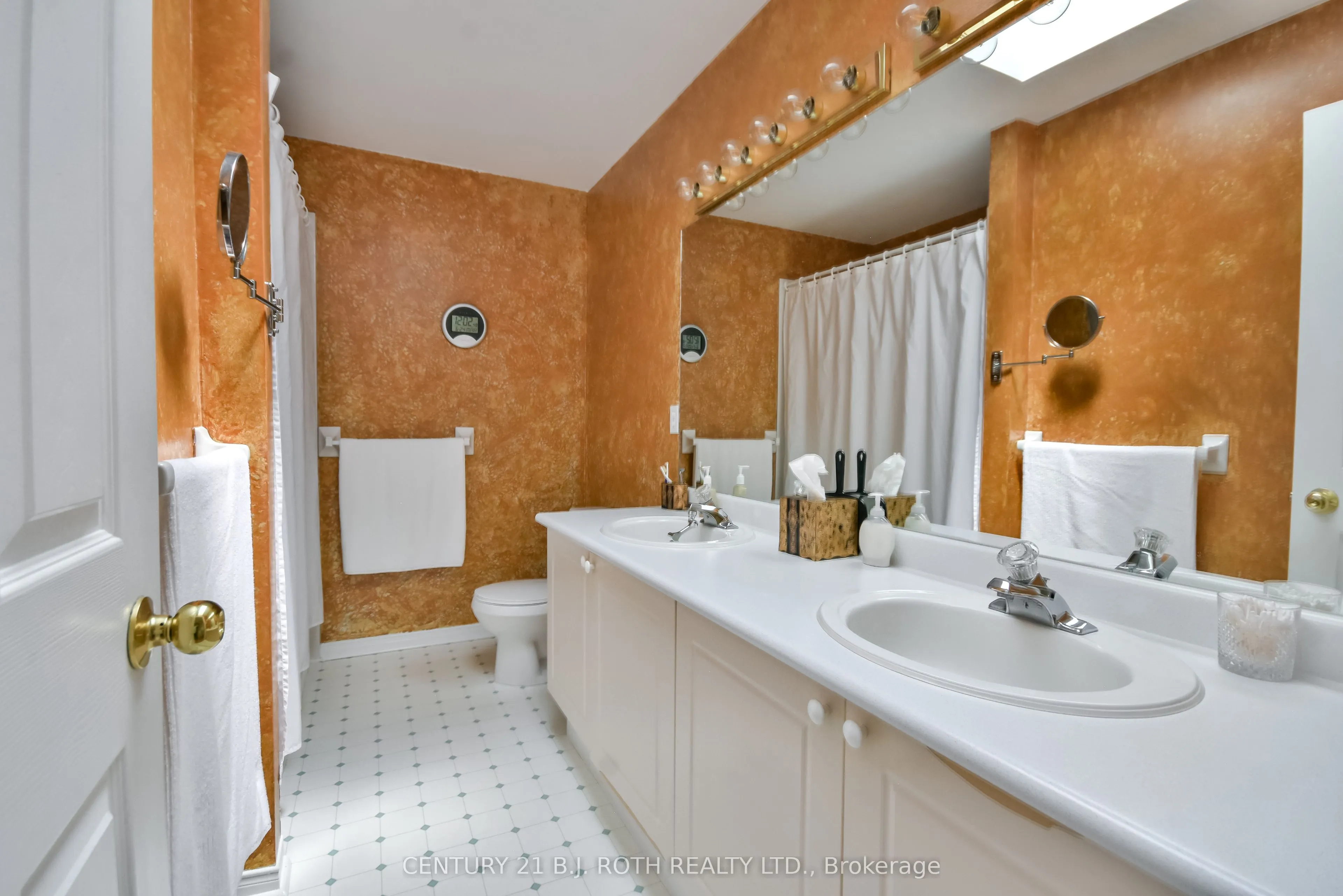 127 Golden Meadow Road