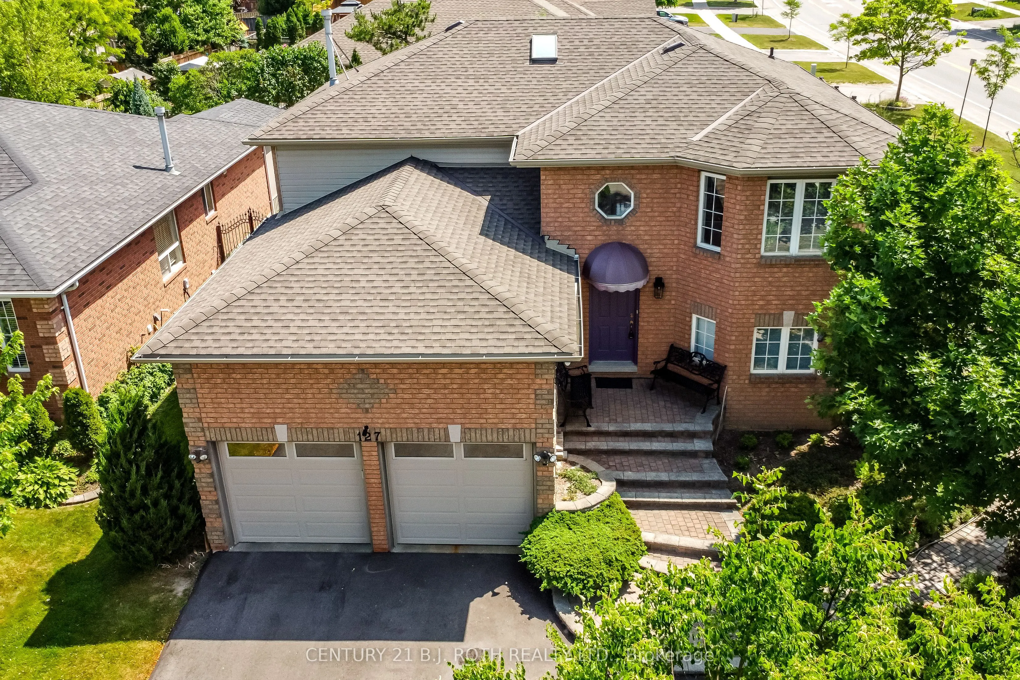 127 Golden Meadow Road