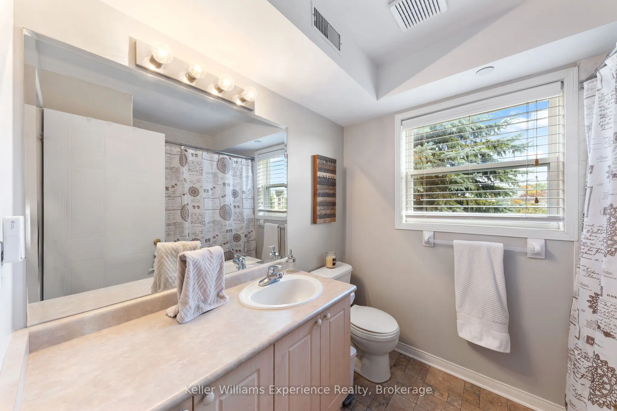 4 Beck Boulevard, #301