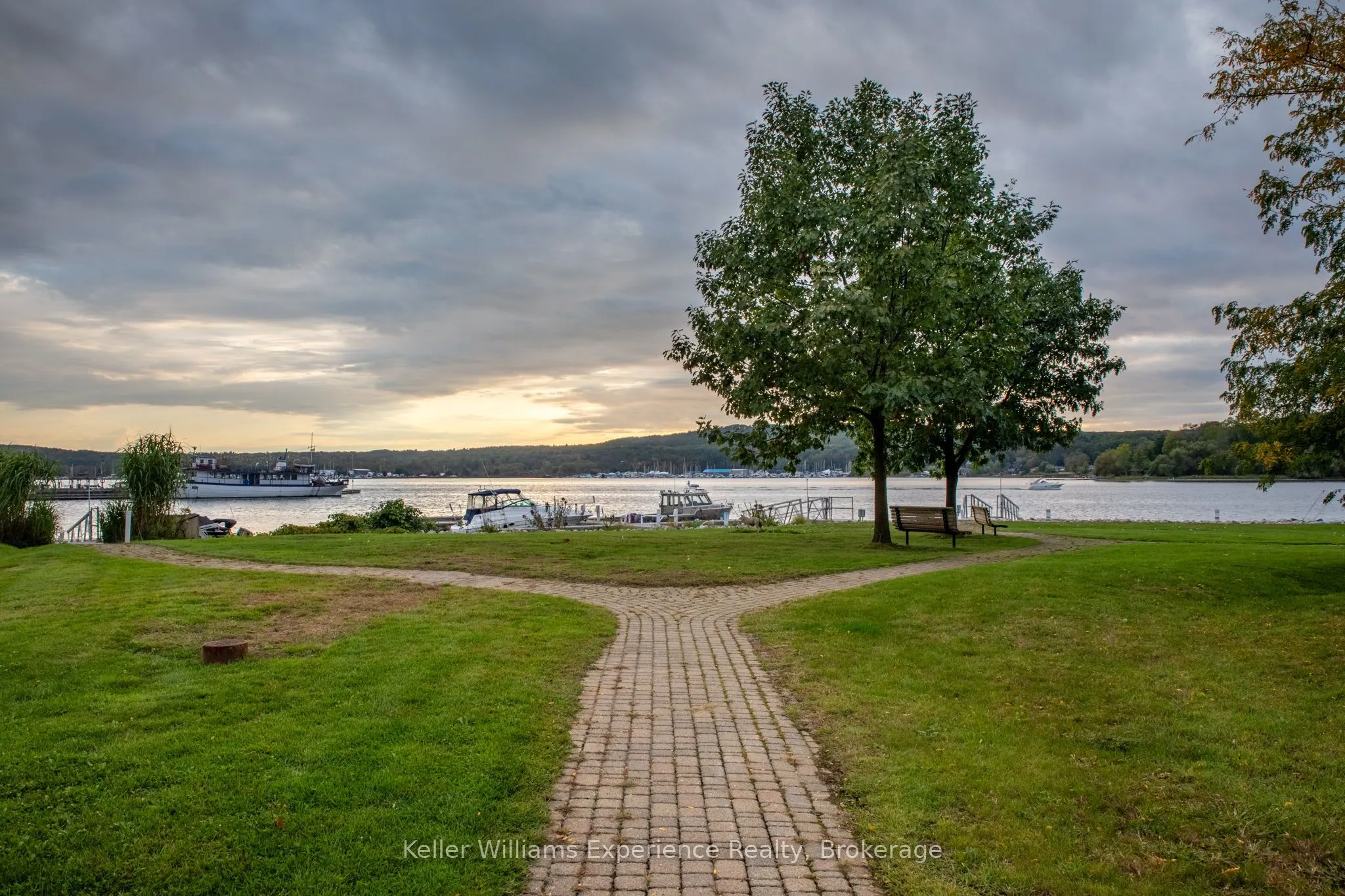 4 Beck Boulevard, #301