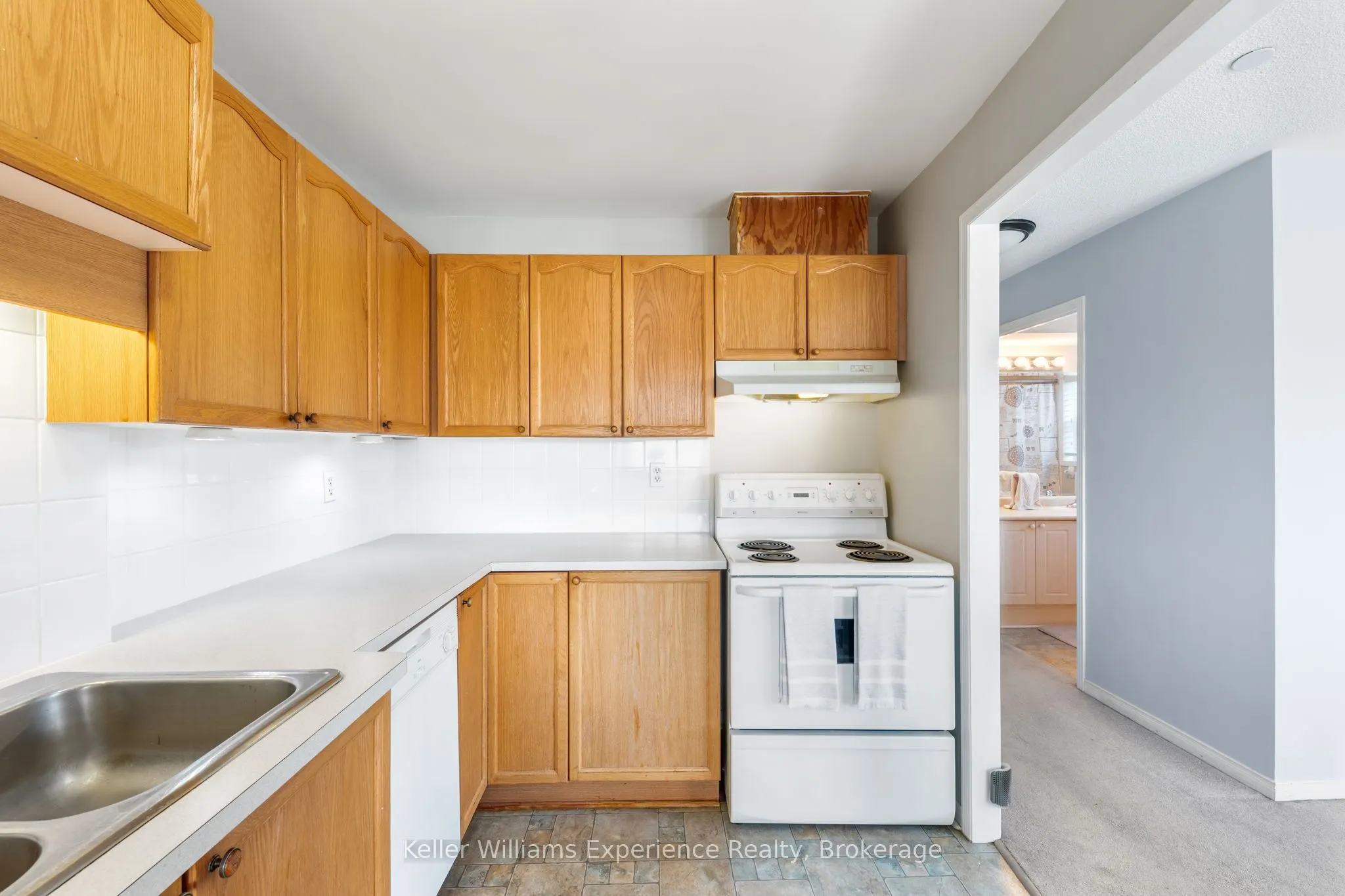 4 Beck Boulevard, #301