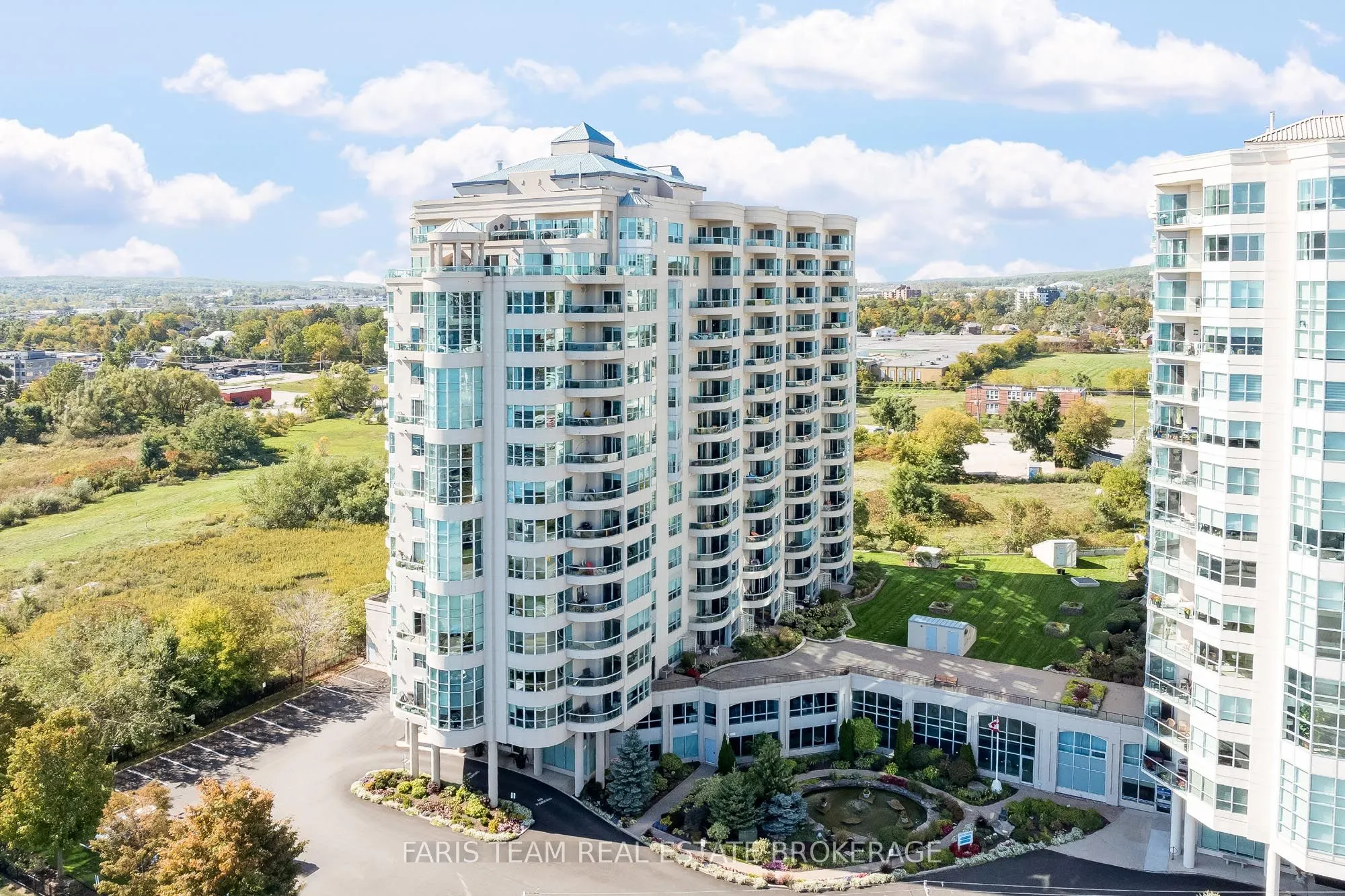 2 Toronto Street, #1409