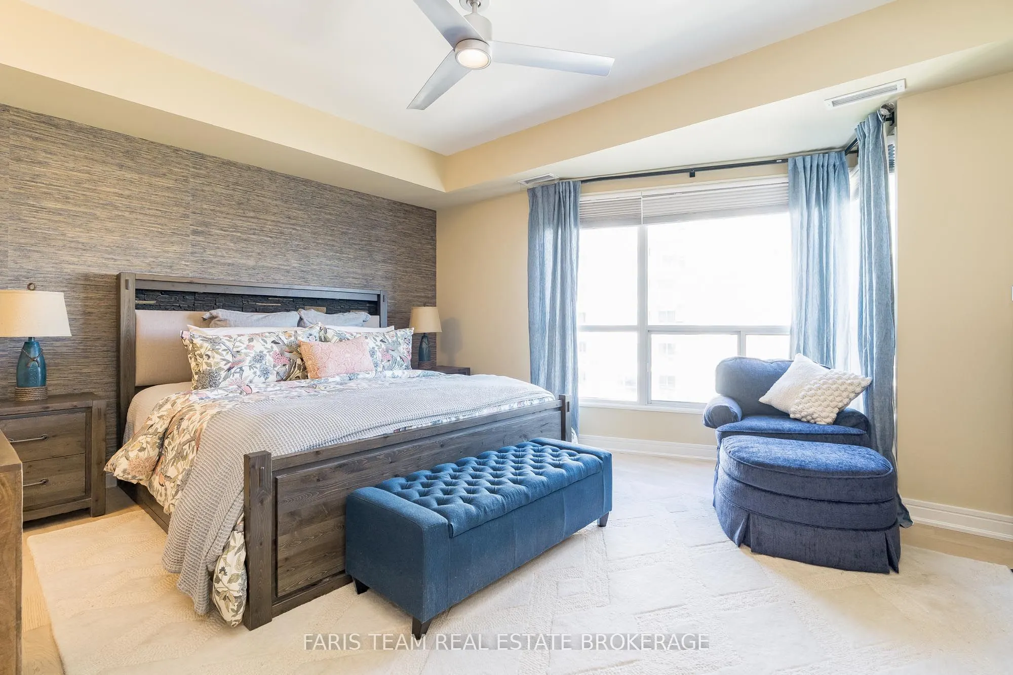 2 Toronto Street, #1409